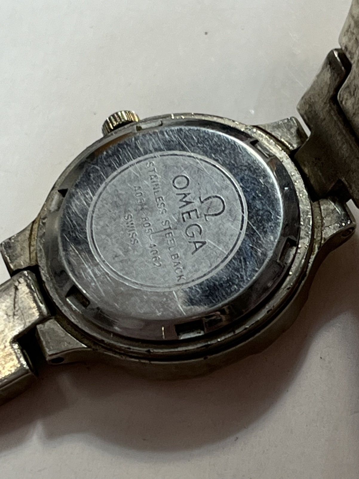Jewelry Omax Vintage Ladies’ Quartz Watch – Japanese Brand Size ONE SIZE - 16 Thumbnail