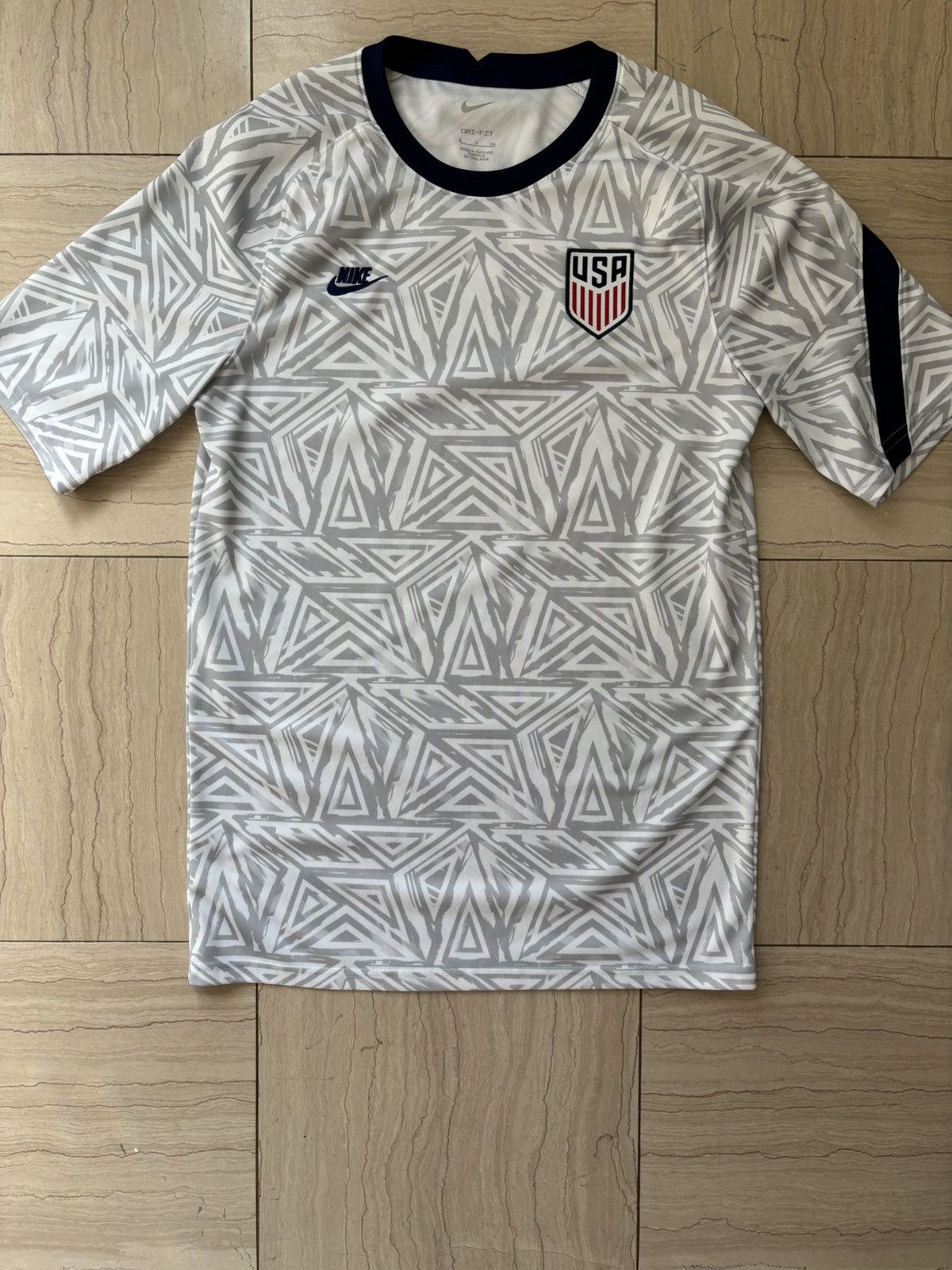 Nike UNITES STATES USMNT 2020-21 PRE-MATCH FOOTBALL SHIRT Size US S / EU 44-46 / 1 - 1 Thumbnail