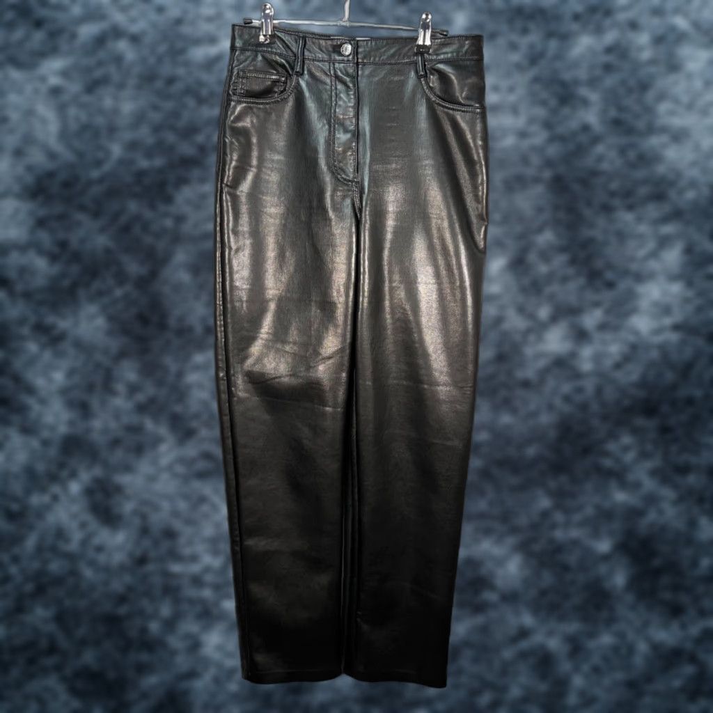 Vintage Wilfred Womens 6 The Melina High-Waisted Faux Leather Pants Black Pants Womens 6 Black City Vintage: No (adjusted within rules?) Size 28" / US 6 / IT 42 - 1 Thumbnail