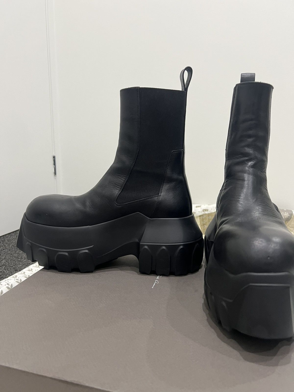 Rick Owens Rick Owens BEATLE MEGA BOZO Size US 7 / EU 40 - 1 Thumbnail