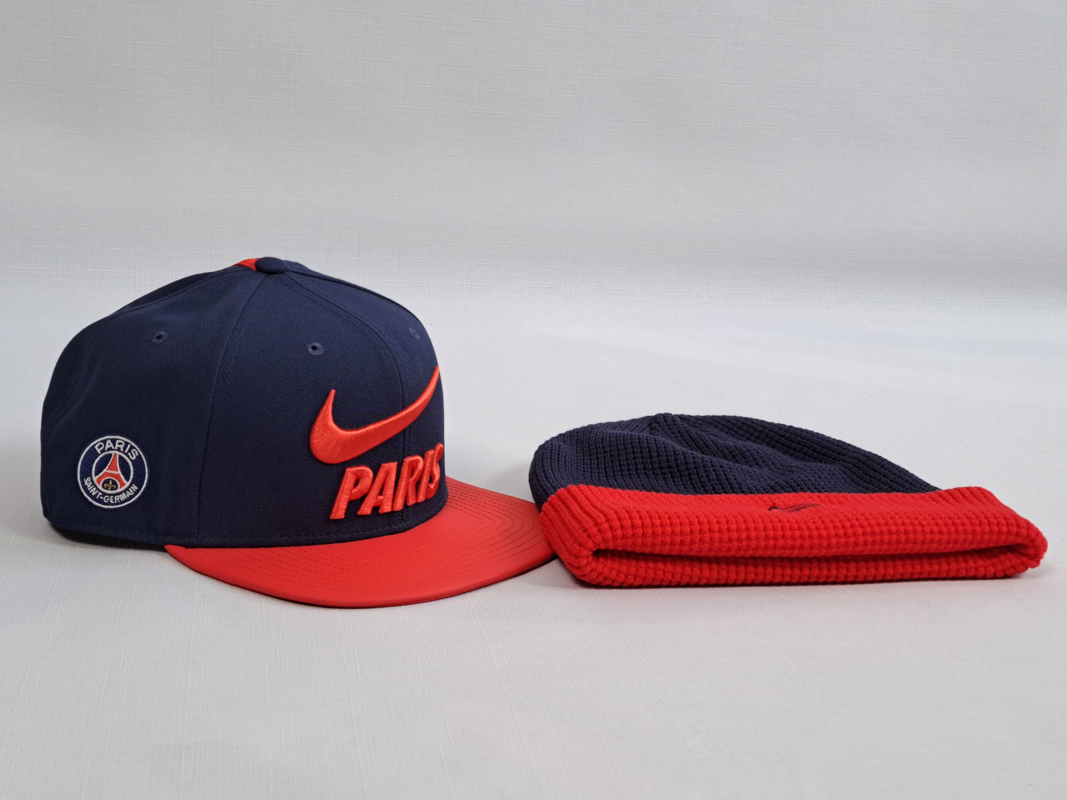 Nike NIKE Paris Saint-Germain beanie and pro snapback hat/cap. Size ONE SIZE - 2 Thumbnail