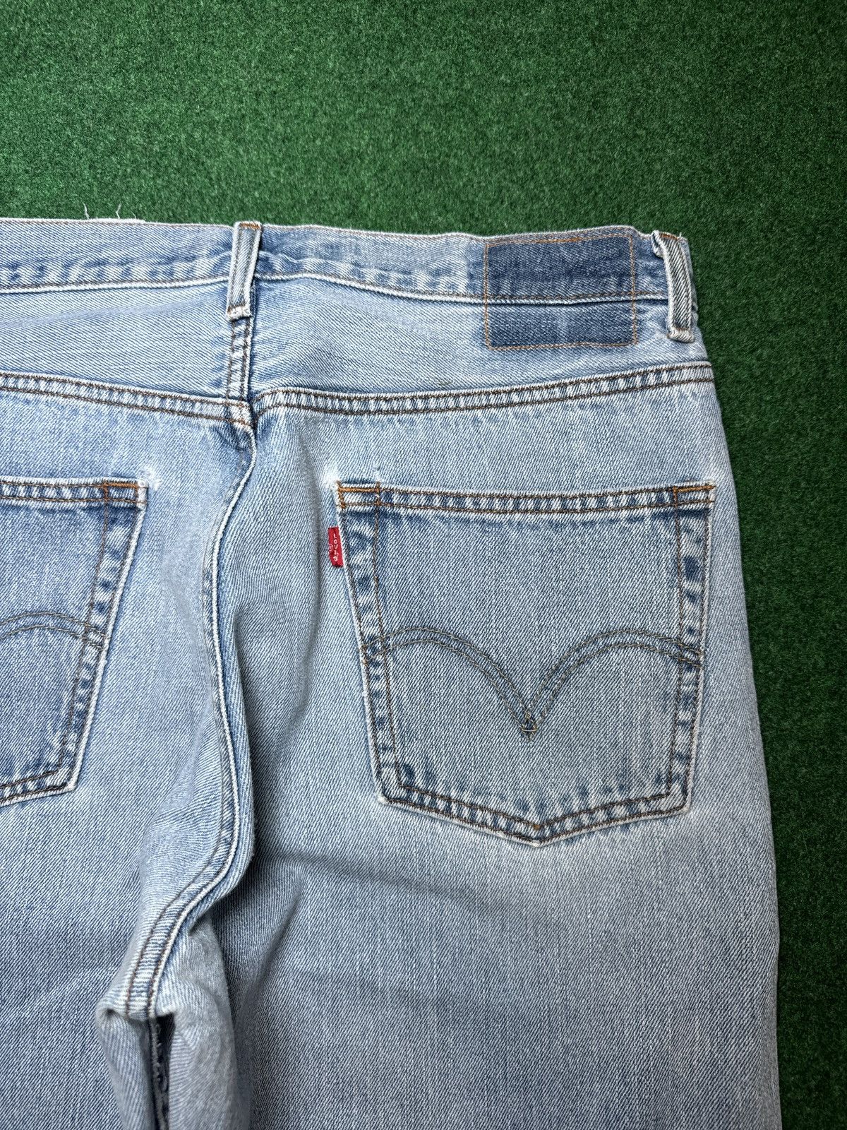 Levi's × Levi's Vintage Clothing × Vintage Y2K Levi’s 550 Relaxed Fit Wide Leg Baggy Light Wash Jeans Size US 35 - 3 Thumbnail
