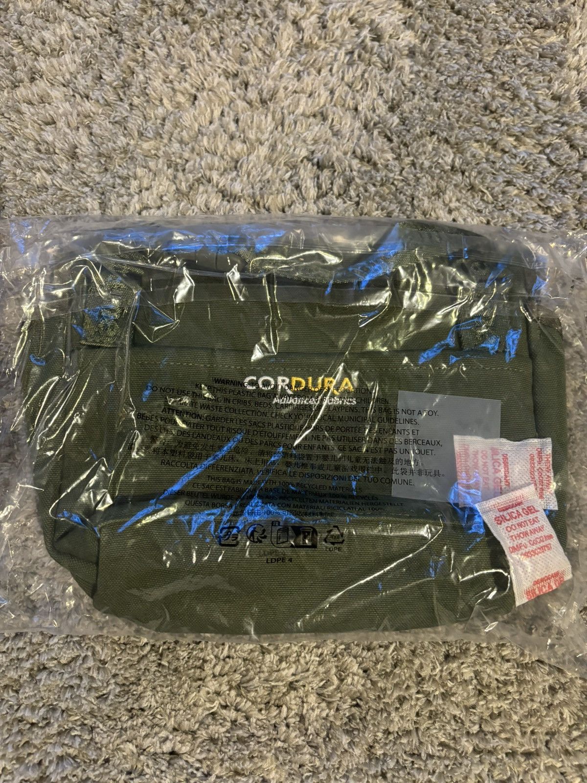 Supreme Supreme Mini Duffle Bag Olive Size ONE SIZE - 2 Thumbnail