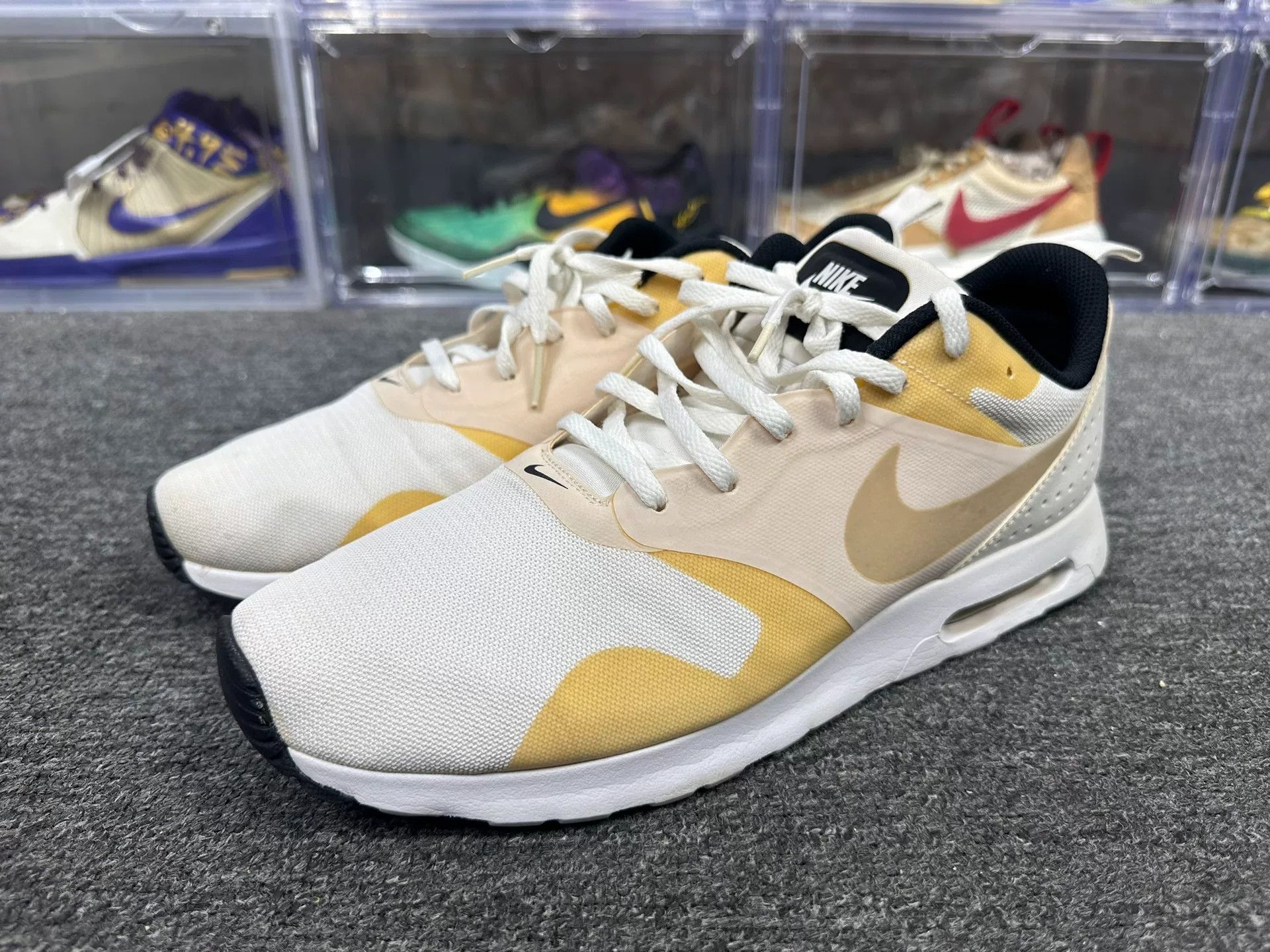 Nike Nike Yellow Lowtop Sneakers 12 Men Size US 12 / EU 45 - 1 Thumbnail