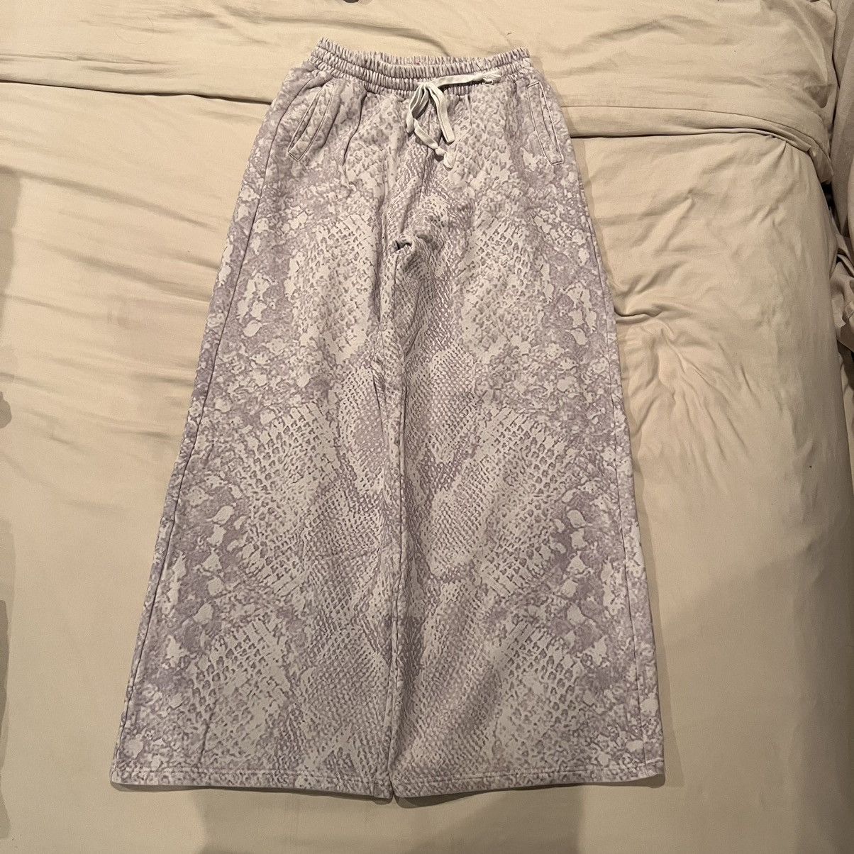 Hysteric Glamour snakeskin Sweatpants printed size 30-34 Ig brand Size US 32 / EU 48 - 1 Thumbnail