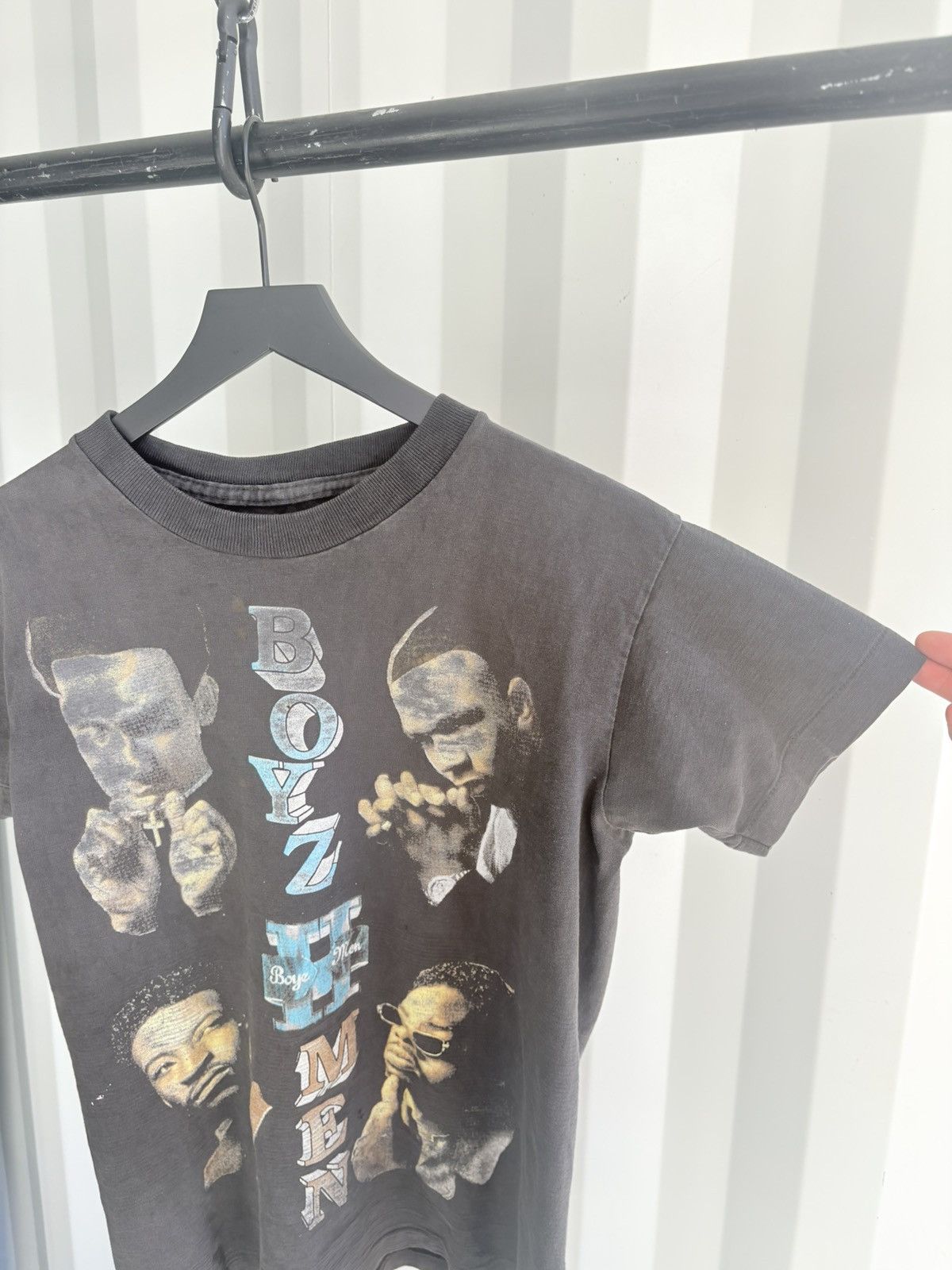 Vintage Vintage Boys 2 Men Shirt Faded Distressed GRUNGE Band Rap Size US M / EU 48-50 / 2 - 3 Thumbnail