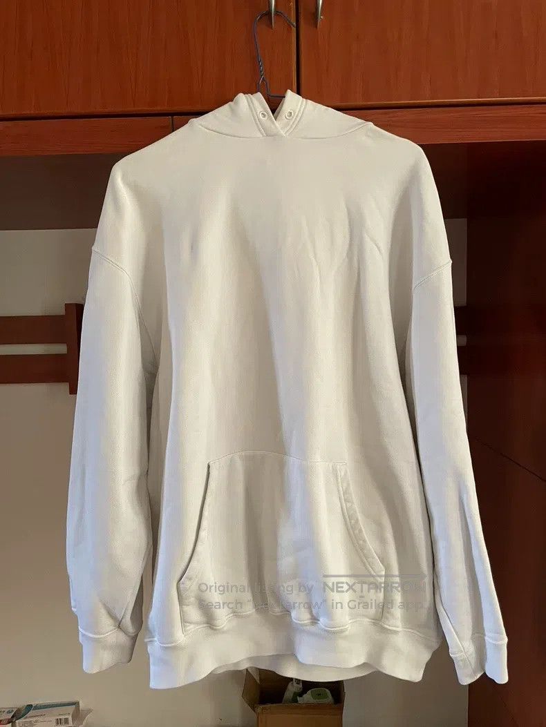 Balenciaga Balenciaga Letter print white sweater, size M Size US M / EU 48-50 / 2 - 2 Thumbnail