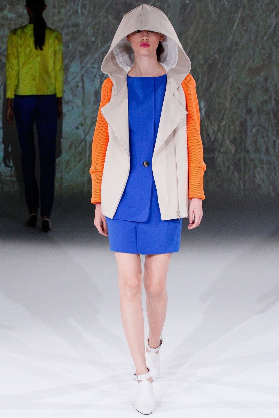 Hussein Chalayan Hussein Chalayan SS13 runway single button blazer jacket Size XS / US 0-2 / IT 36-38 - 2 Thumbnail