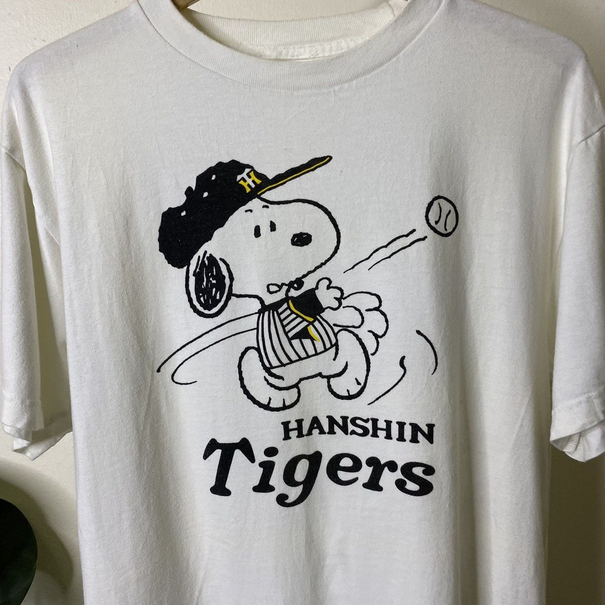 Japanese Brand × MLB × Peanuts Vtg Peanuts Snoopy x Hanshin Tigers Bathing Ape Bape Style Size US L / EU 52-54 / 3 - 2 Thumbnail
