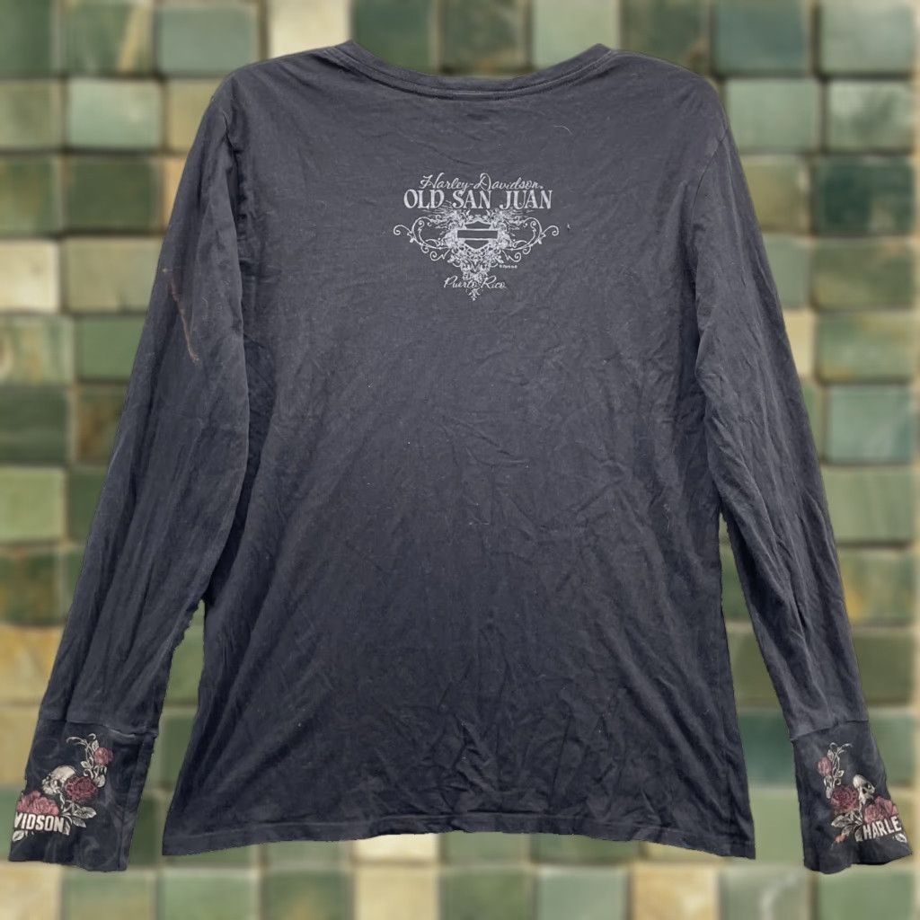 Harley Davidson VINTAGE Harley-Davidson T-Shirt Women's Medium Y2k Biker Rocker Gothic Moto Skull Roses Size M / US 6-8 / IT 42-44 - 1 Thumbnail