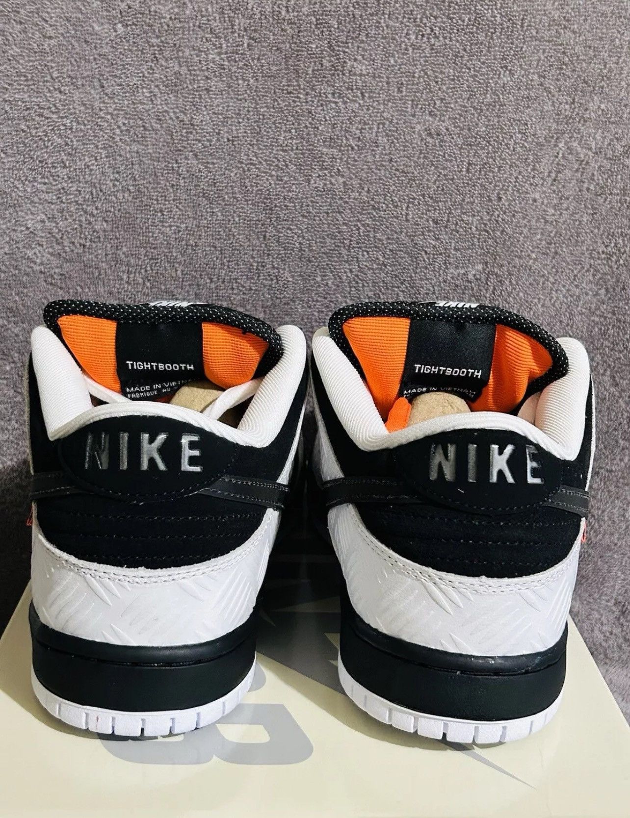 Nike Size 11 Nike sb dunk low tightbooth brand new Size US 11 / EU 44 - 4 Thumbnail