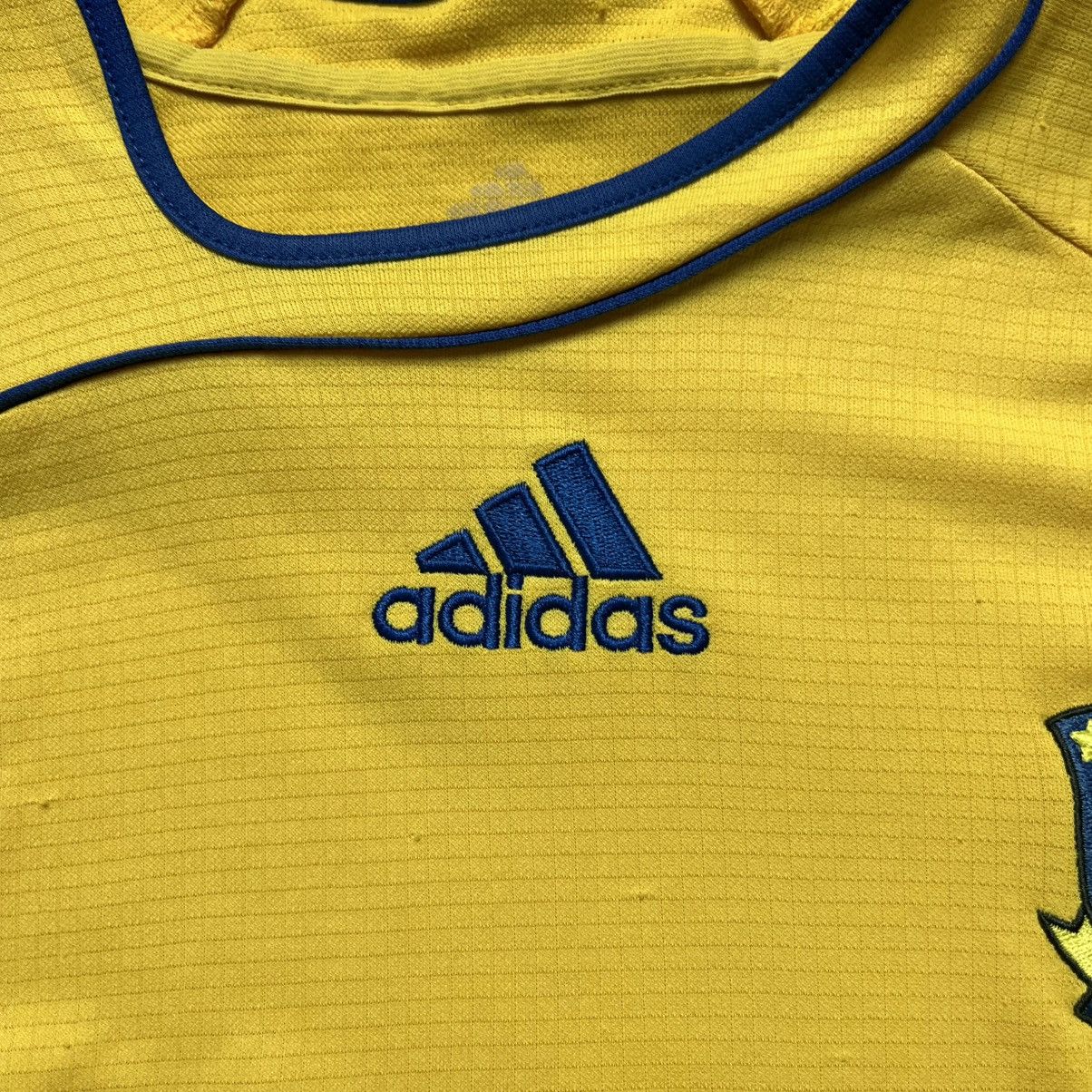 Adidas Vintage Adidas Brondby 2006/2008 Home Soccer Jersey Football Size US XS / EU 42 / 0 - 7 Thumbnail