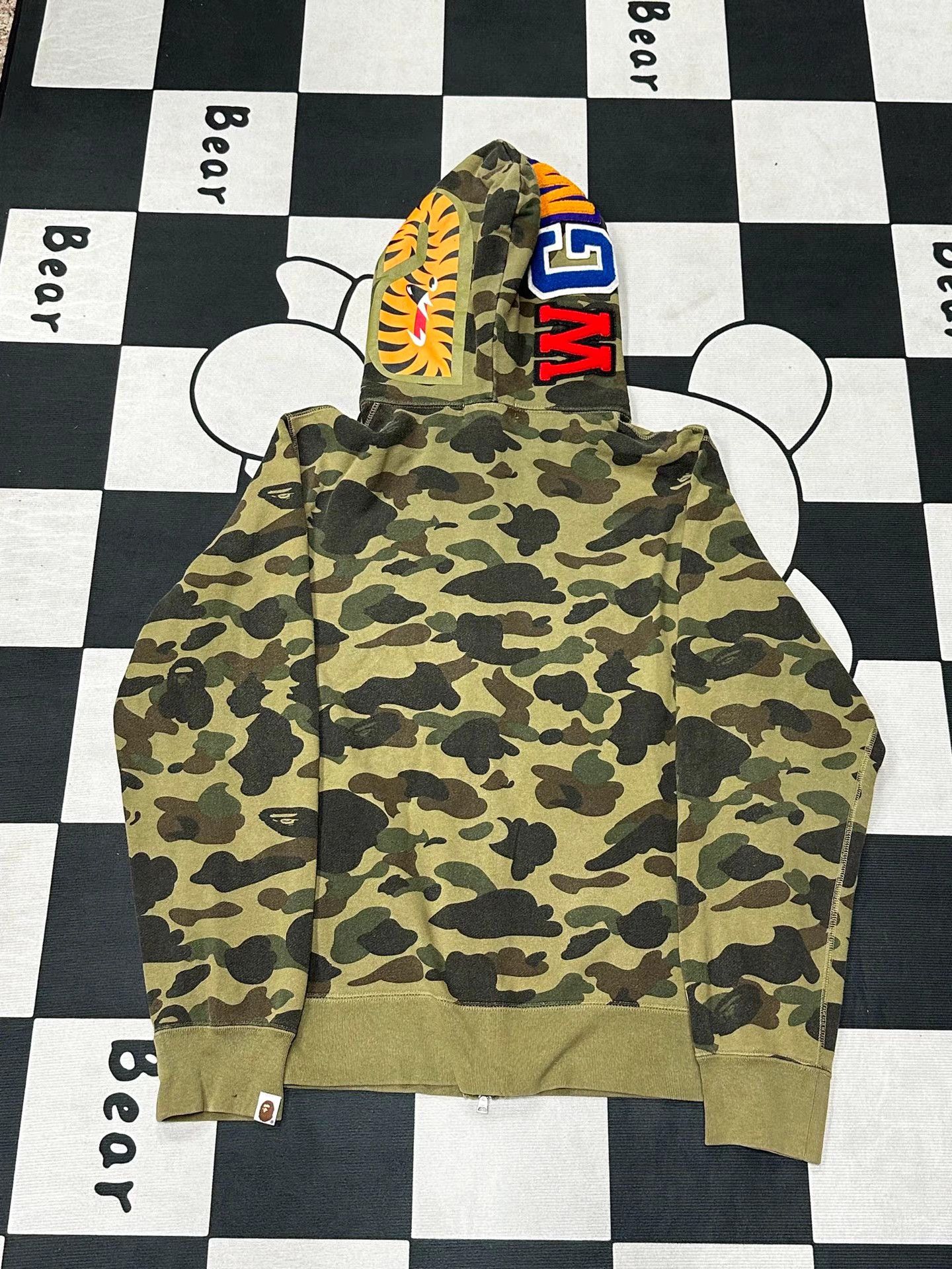 Bape BAPE Green Camo Shark Jacket K5 Size US XL / EU 56 / 4 - 2 Thumbnail