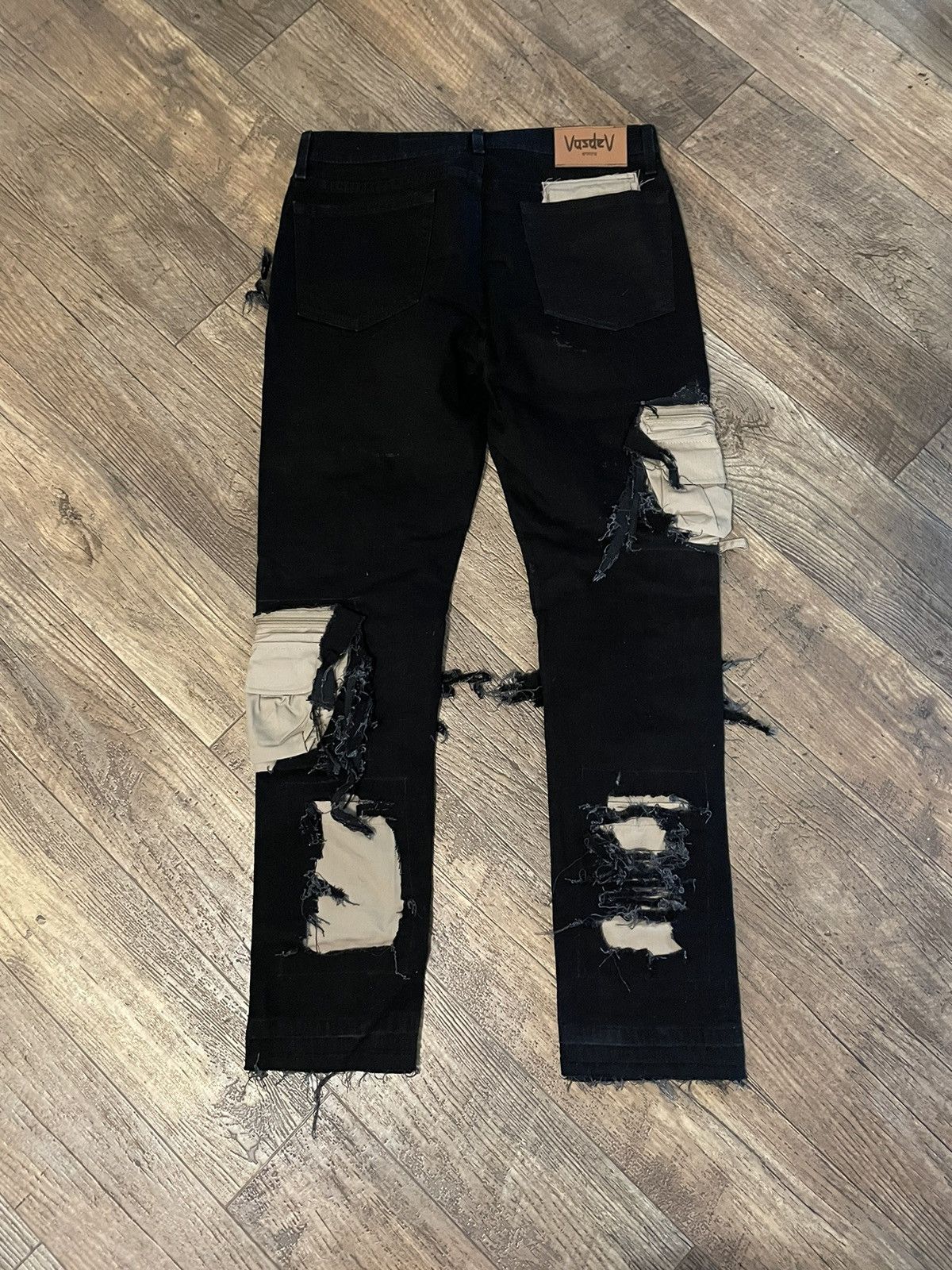Japanese Brand Slim Fit Black Cargo Pants Rip Denim 34 Size US 34 / EU 50 - 5 Thumbnail