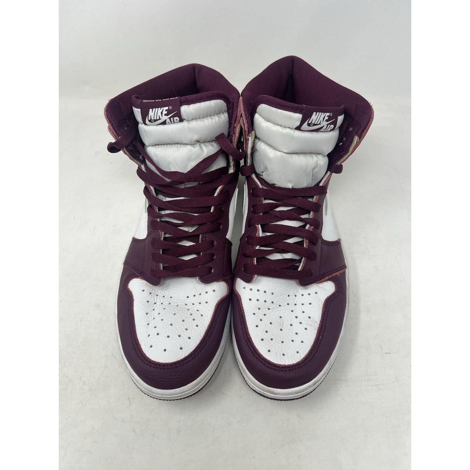 Nike Size 12 - Jordan 1 Retro High OG Bordeaux 555088-611 Size US 12 / EU 45 - 9 Thumbnail