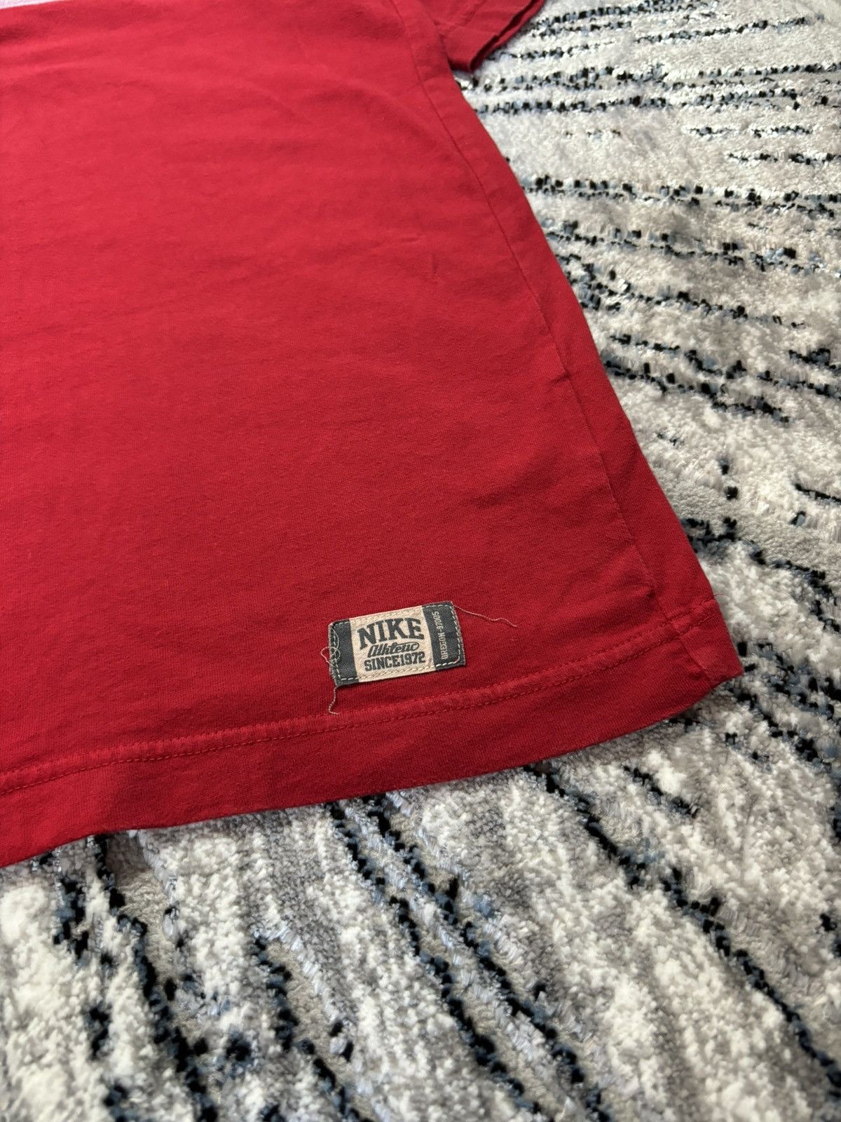 Nike Vintage Nike athletic since 1972 oversized t-shirts red Size US XL / EU 56 / 4 - 3 Thumbnail