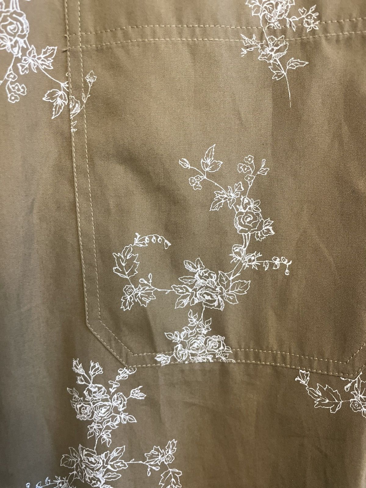 Helmut Lang Helmut Lang 90’s Flower Print Button Up Size US L / EU 52-54 / 3 - 4 Thumbnail