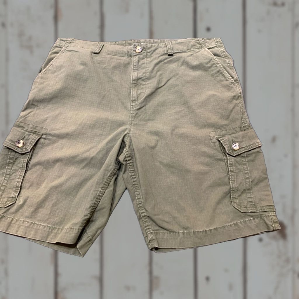 Old Navy Old Navy Mens 40 Tall Green Cargo Shorts Big & Tall Outdoor Ripstop Cotton Size US 40 / EU 56 - 1 Thumbnail
