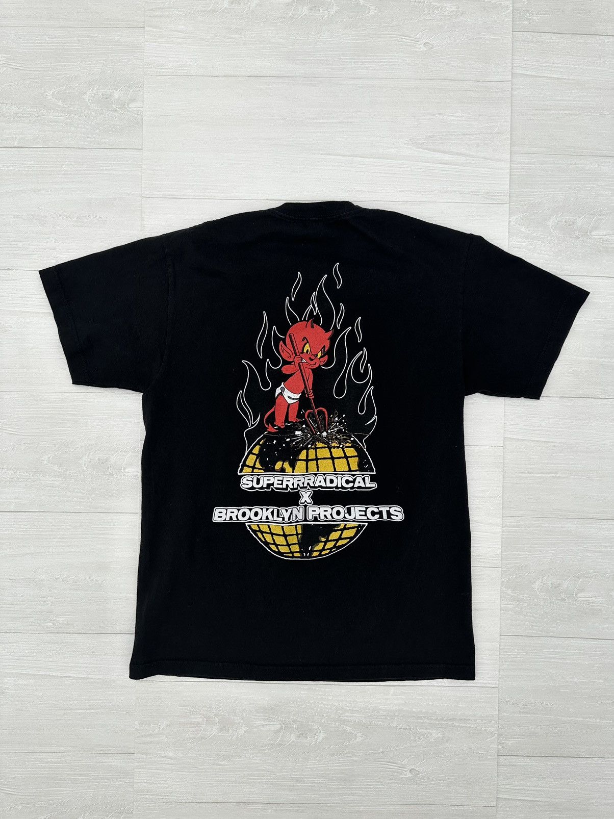 Brooklyn Projects Superrradical x Brooklyn Projects Devil Burning Globe Tee Size US M / EU 48-50 / 2 - 1 Thumbnail