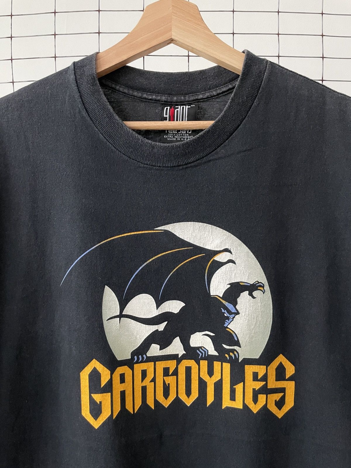 Vintage Vintage Gargoyles T-Shirt Size US XL / EU 56 / 4 - 2 Thumbnail