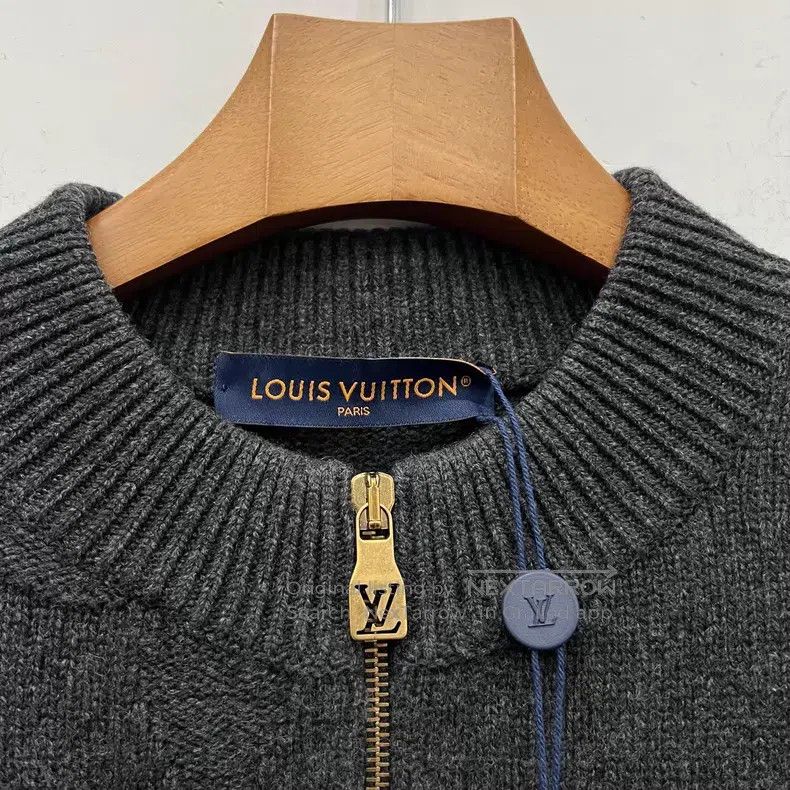 Louis Vuitton Louis Vuitton Dark Grey Jacquard Half Zip Sweater Size US XL / EU 56 / 4 - 4 Thumbnail