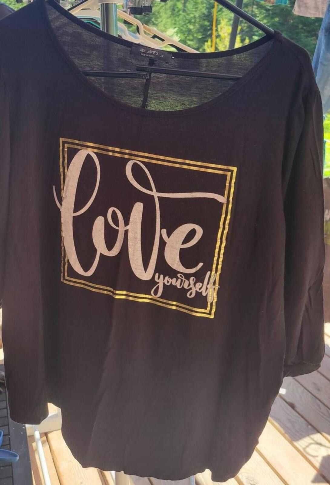 Other Ava James 1X Black 'Love Yourself' Graphic Top Size XL / US 12-14 / IT 48-50 - 1 Thumbnail