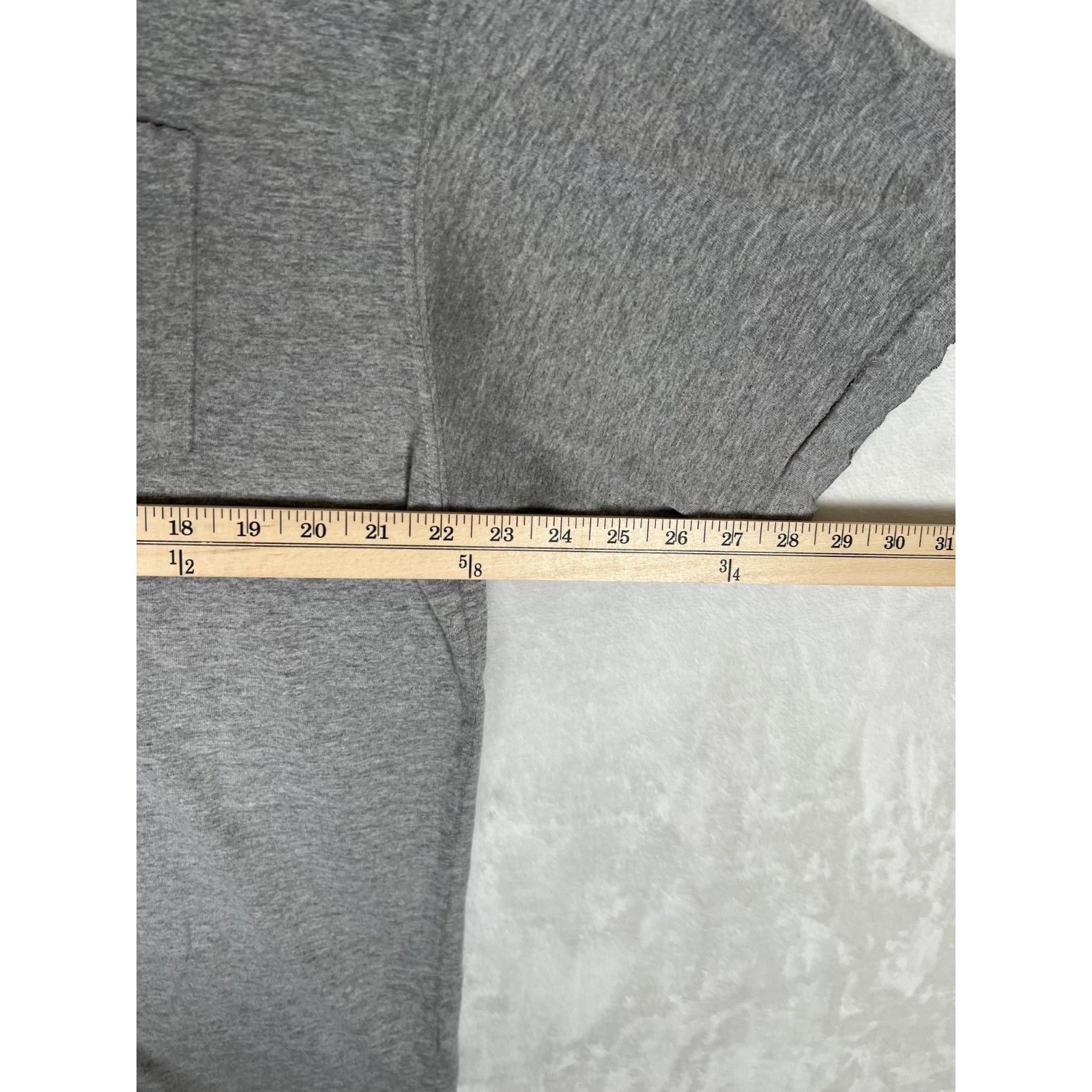 Carhartt Vintage Carhartt Gray Pocket Tee T-Shirt Size XL Distressed Size US XL / EU 56 / 4 - 10 Thumbnail