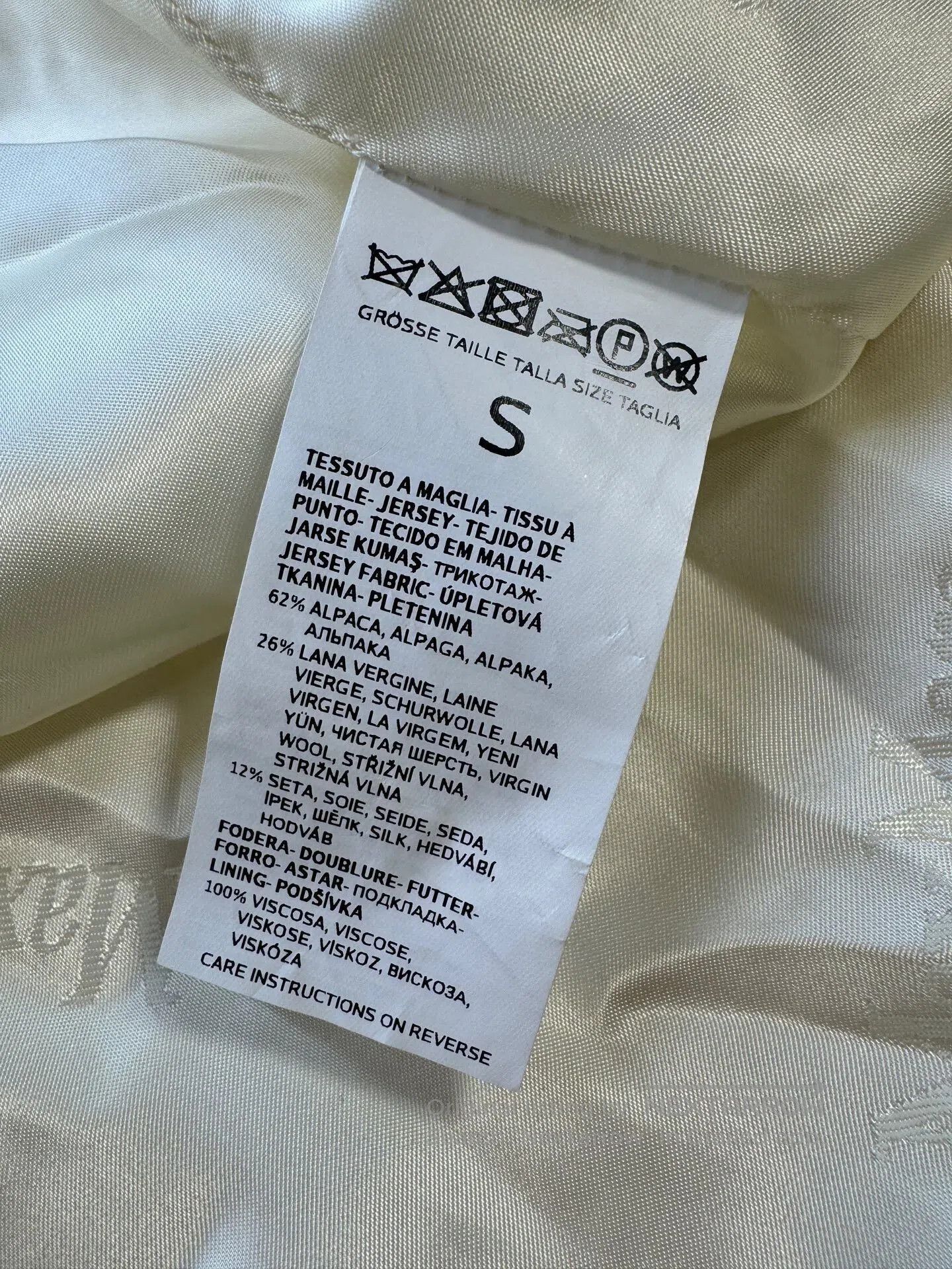 Max Mara MaxMara White Teddy Coat Size S. Size S / US 4 / IT 40 - 4 Thumbnail