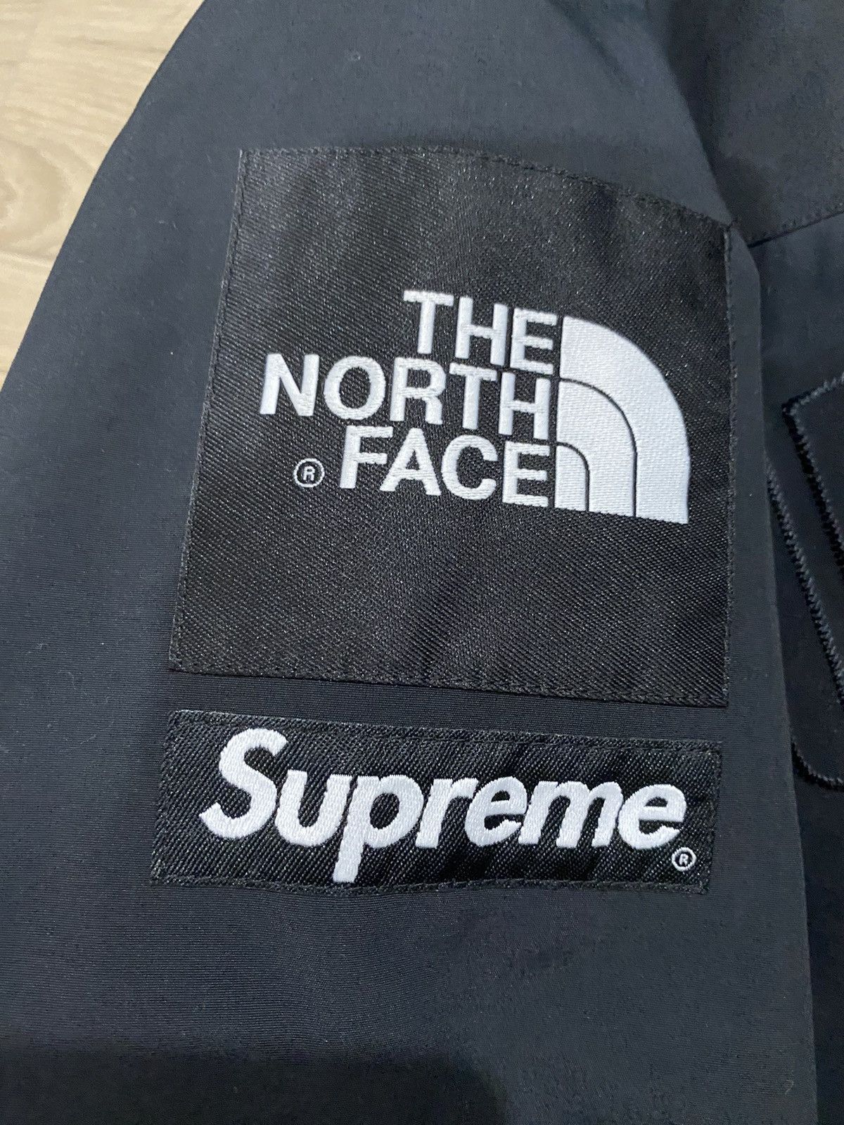 Supreme × The North Face Supreme The North Face Arc Logo Mountain