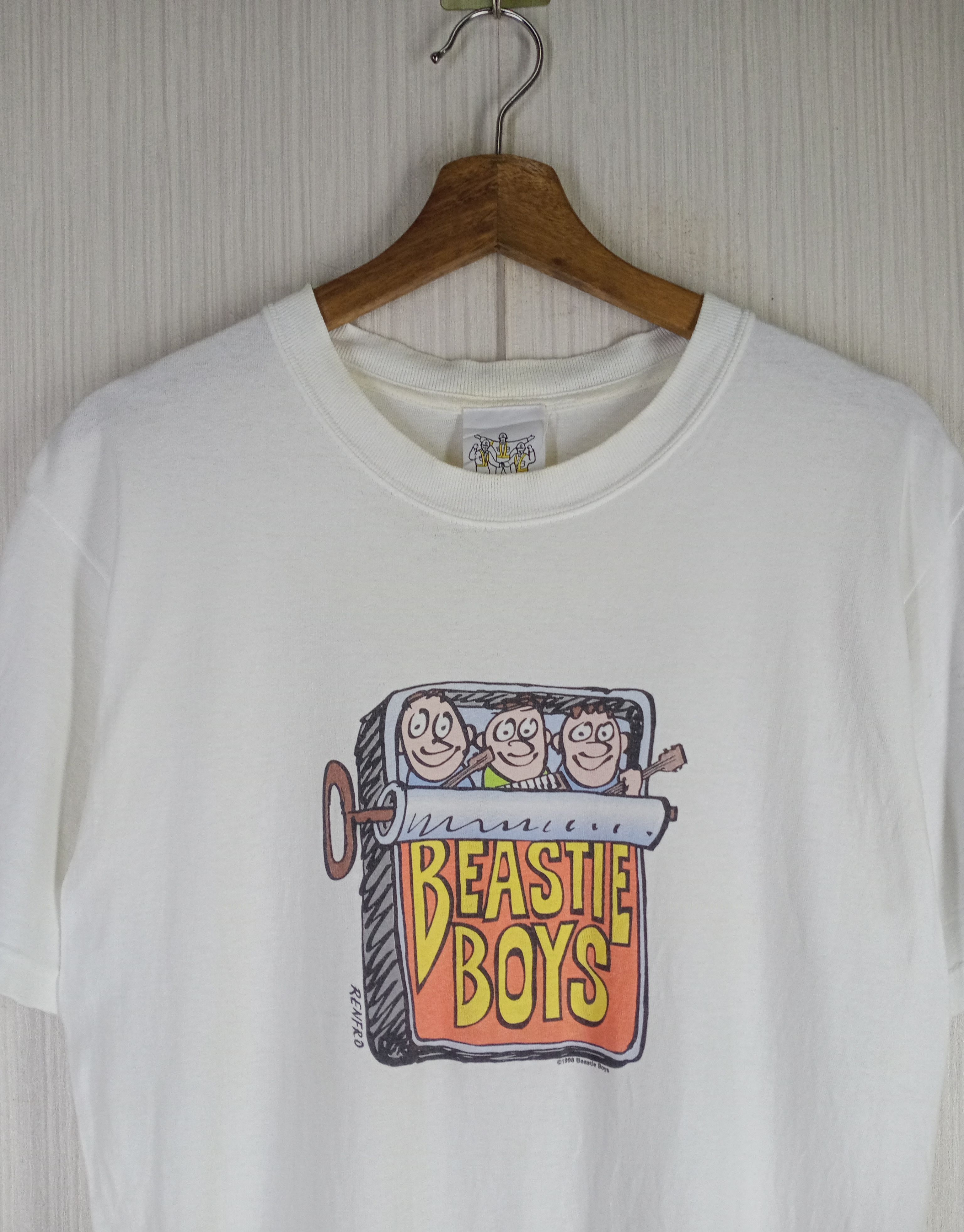 Band Tees Very Rare Vintage 1998 Beastie Boys Hello Nasty Tshirt Size US M / EU 48-50 / 2 - 2 Thumbnail
