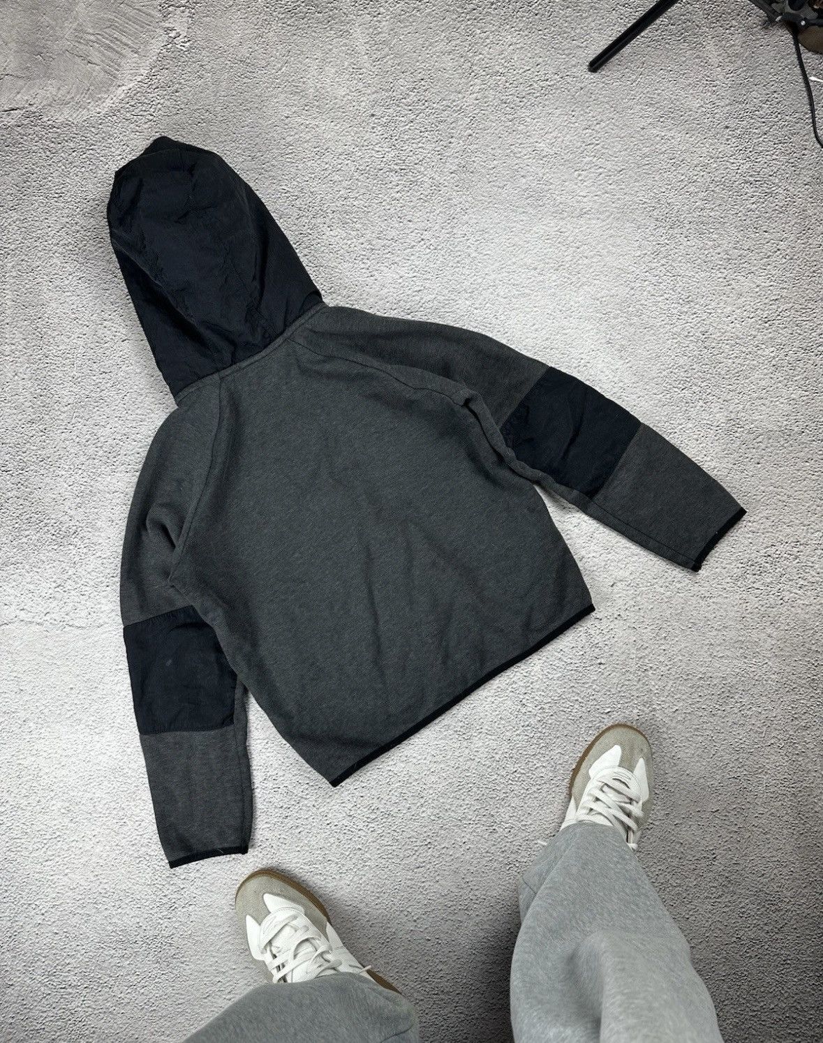 Nike Vintage Nike Fur Fuzzy Faux Full Zip Hoodie Nylon Bomber Y2K Size XS / US 0-2 / IT 36-38 - 8 Thumbnail