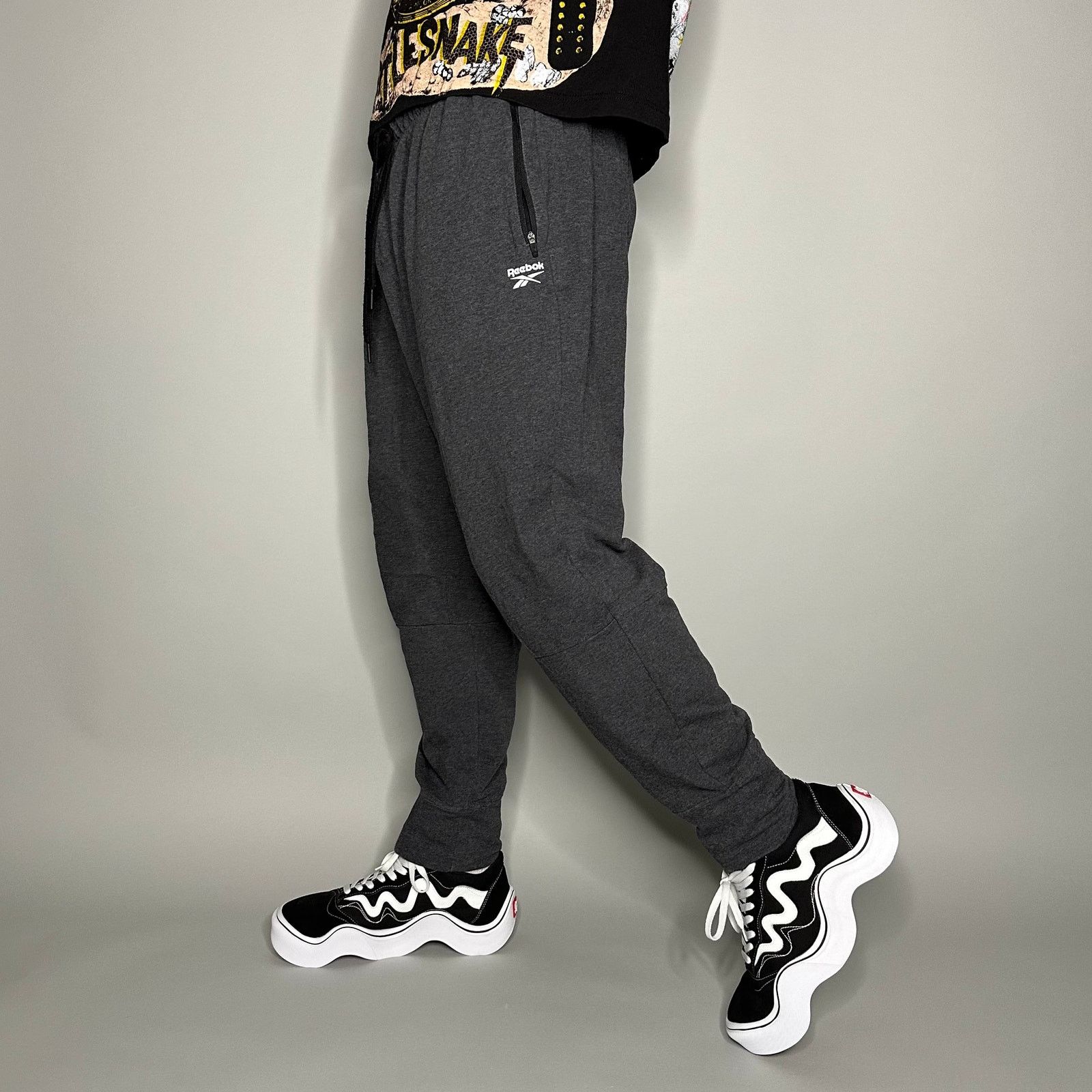 Reebok Vintage Y2K Reebok Joggers Mens XL Dark Grey Sweatpants Size US 36 / EU 52 - 1 Thumbnail