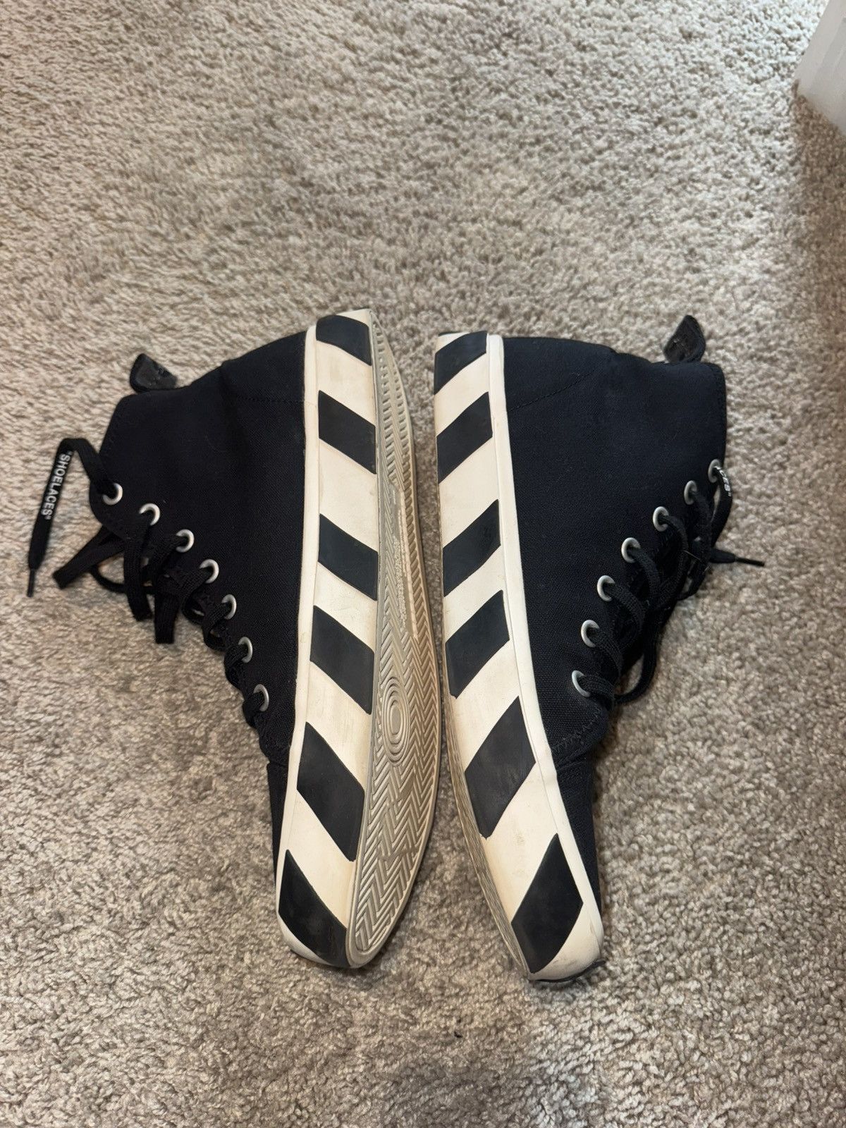 Off-White Off white high tops vulcanized Size US 12 / EU 45 - 8 Thumbnail