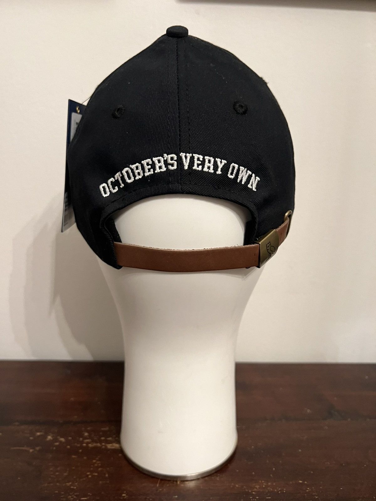 October's Very Own OVO x UofT Campus Sportcap BNWT Size ONE SIZE - 5 Thumbnail