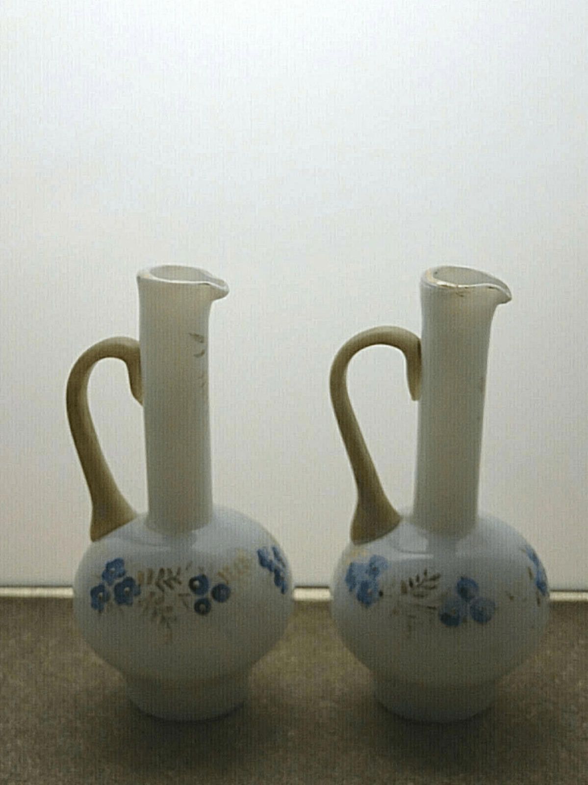 The Unbranded Brand White Milk Glass Display Set of 2 Jug Handle Blue Flower 6" Size ONE SIZE - 1 Thumbnail