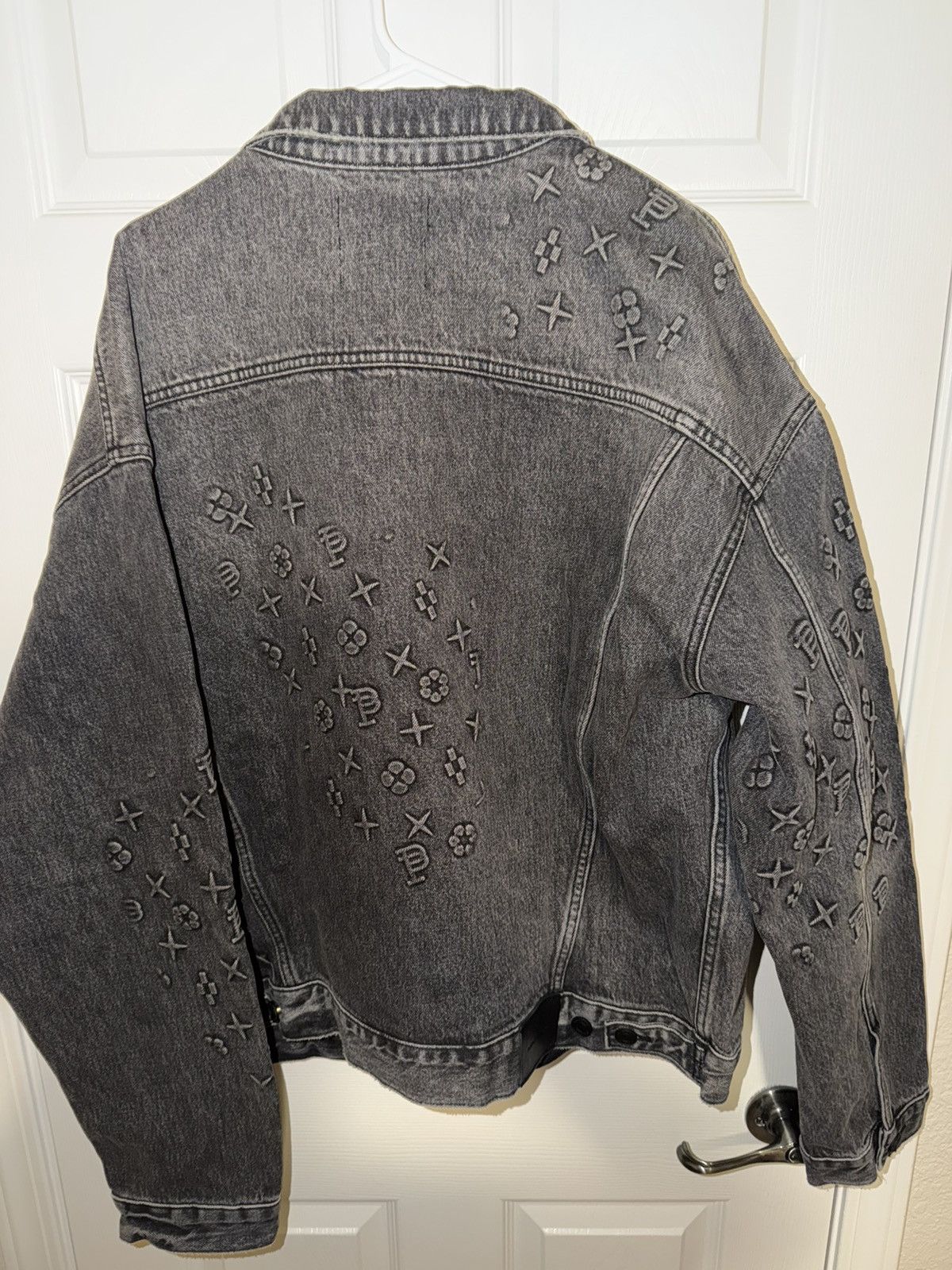 Purple Brand PURPLE BRAND Embossed Denim Jacket 'Black' XXL Size US XXL / EU 58 / 5 - 3 Thumbnail