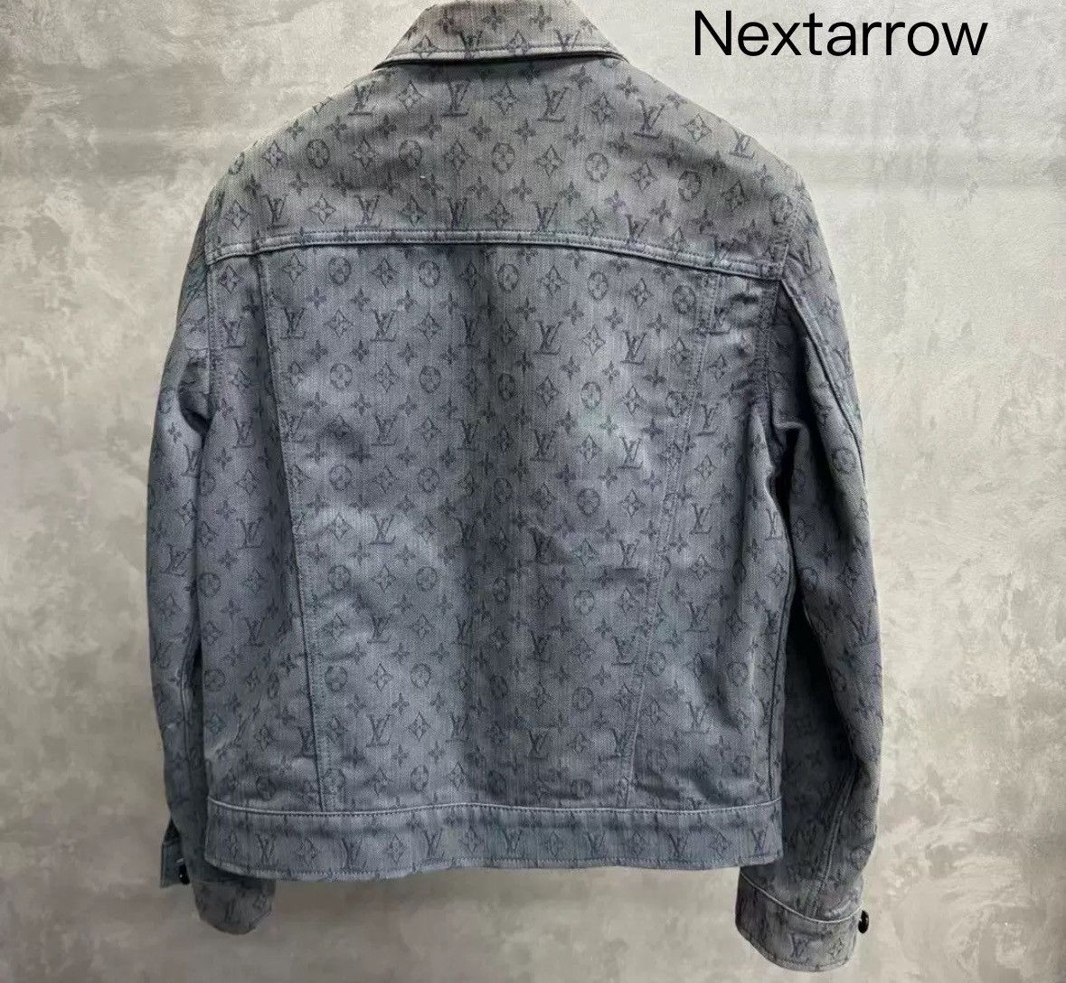 Louis Vuitton Louis Vuitton's latest blue full print logo denim jacket Size US M / EU 48-50 / 2 - 2 Thumbnail