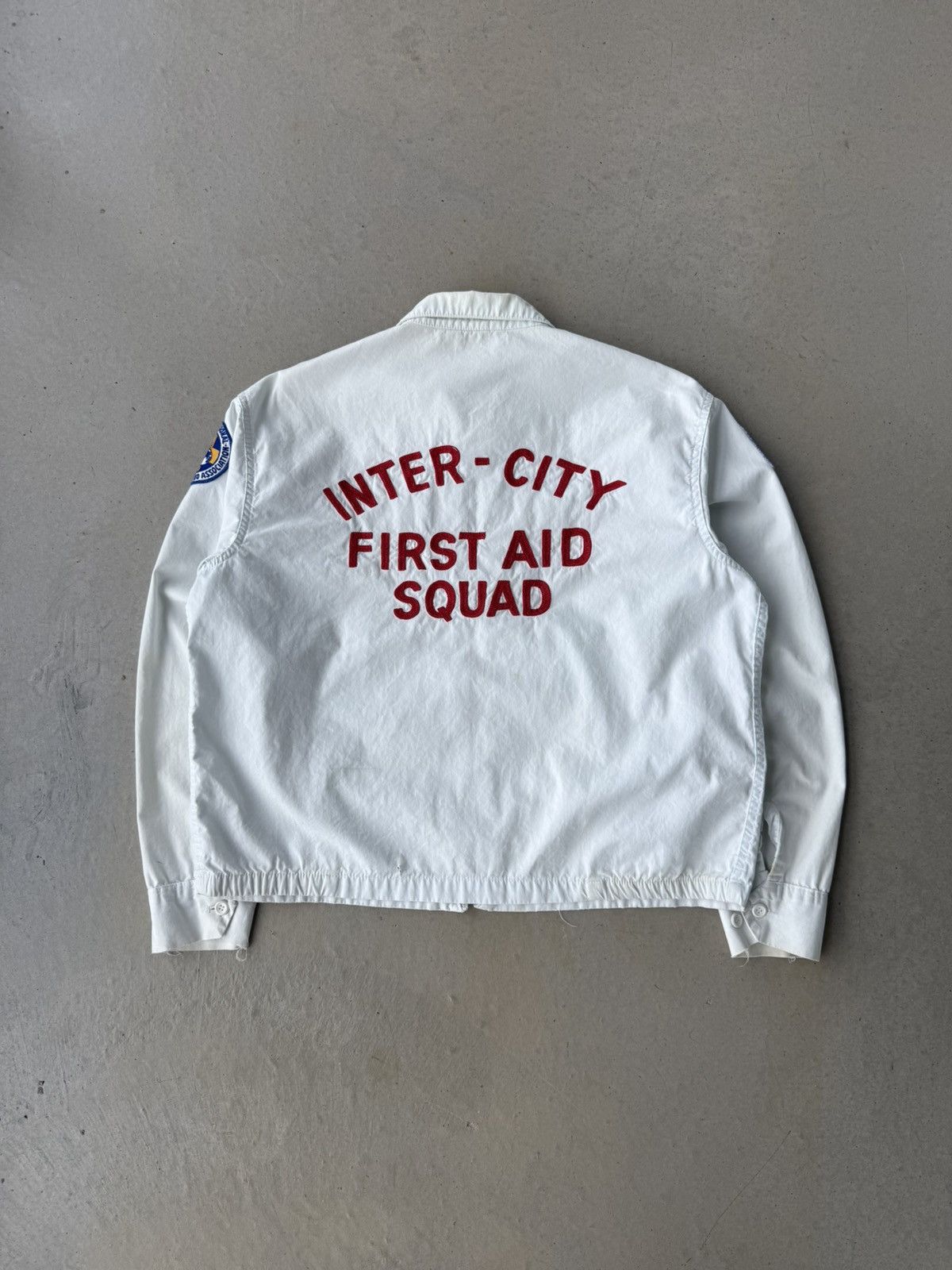 Vintage Vintage 70’s Inter City First Aid Chain Stitched Work Jacket Size US M / EU 48-50 / 2 - 2 Thumbnail