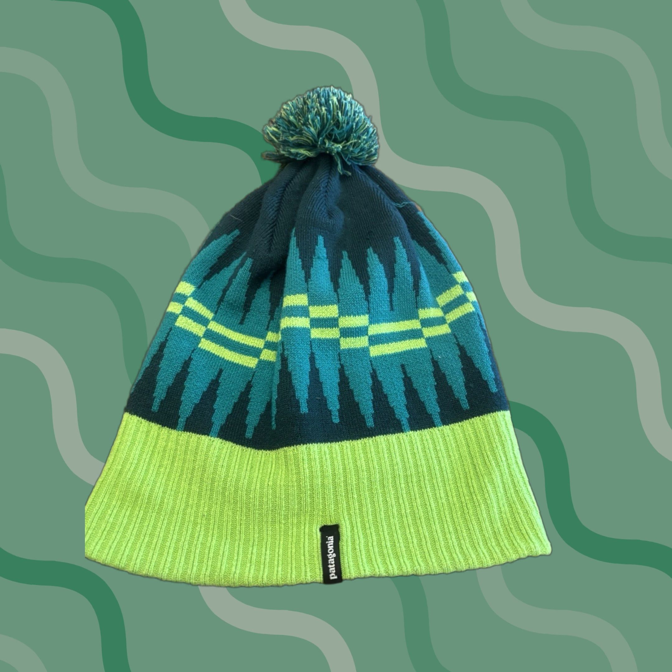 Patagonia Patagonia Beanie Men Green Geometric Winter Pattern Hat One Size Mens Size ONE SIZE - 1 Thumbnail