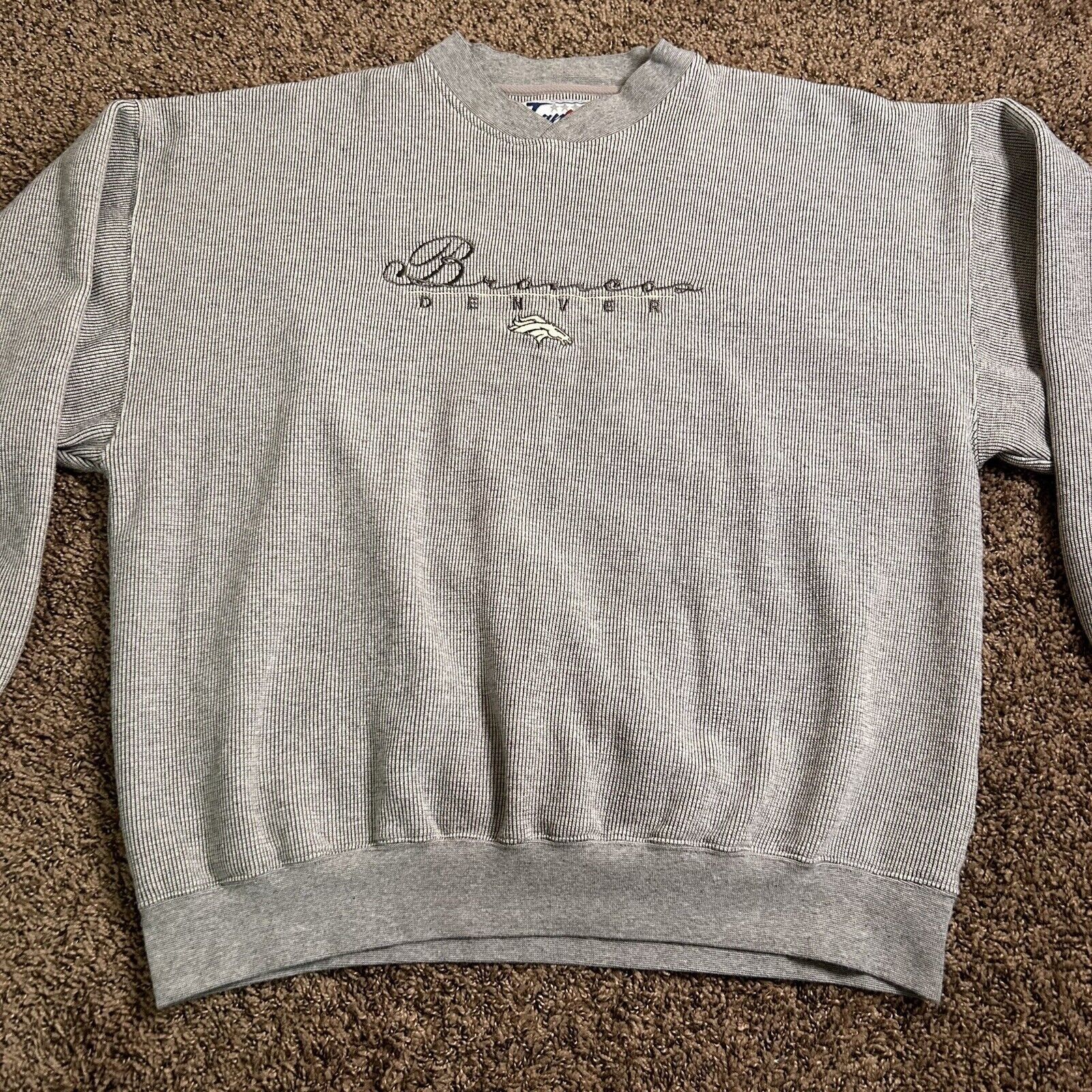 Other Vintage Team One Grey Denver Broncos Crew Sweater Size US XL / EU 56 / 4 - 2 Thumbnail