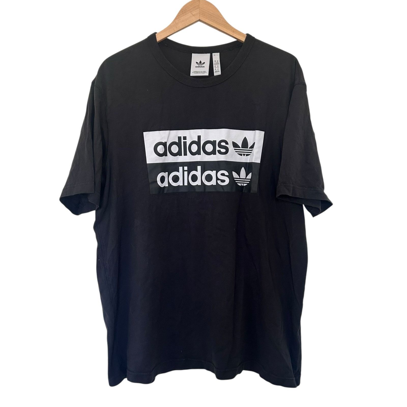 Adidas Adidas Black Spell Out Short Sleeve T Shirt Sz XL Size US XL / EU 56 / 4 - 1 Thumbnail