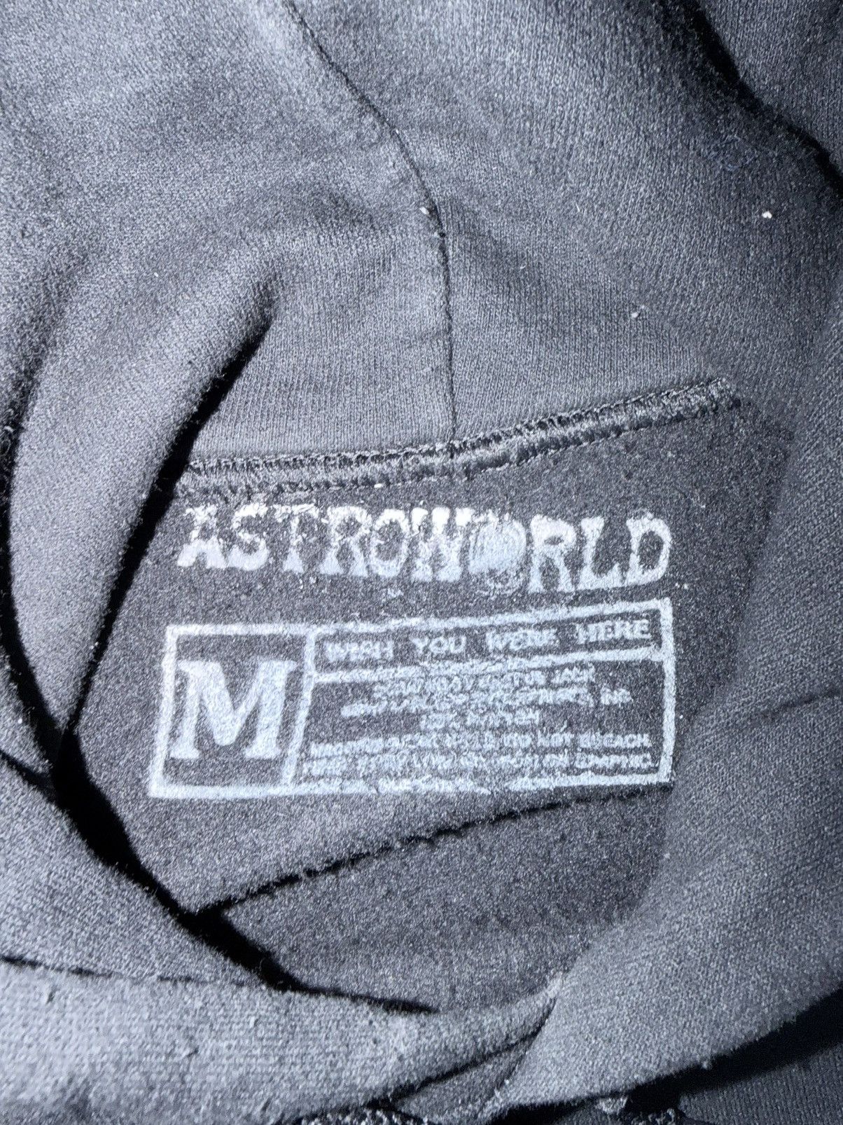 Travis Scott Travis Scott Astroworld Hoodie MSG NYC 2019 Black Size M Size US M / EU 48-50 / 2 - 3 Thumbnail