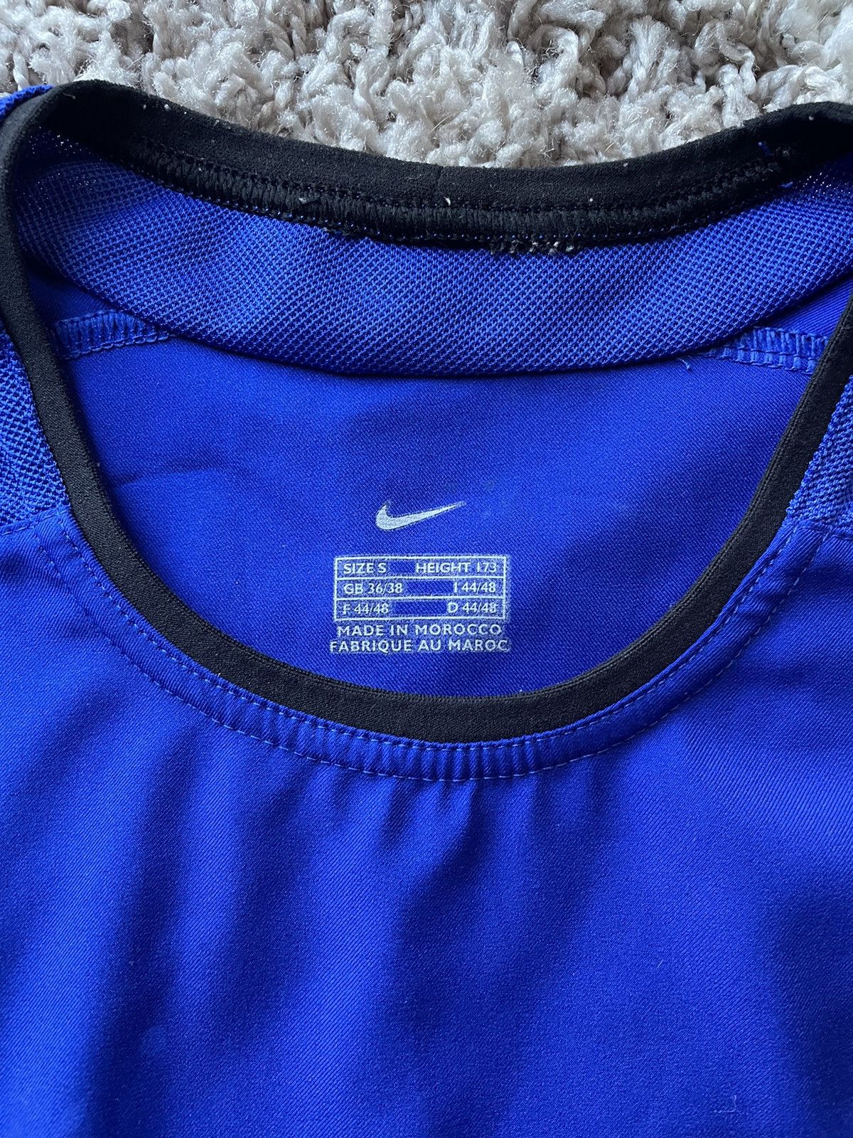 Nike Manchester United Nike Vintage Vodafone Soccer Jersey #4 Size US S / EU 44-46 / 1 - 8 Thumbnail