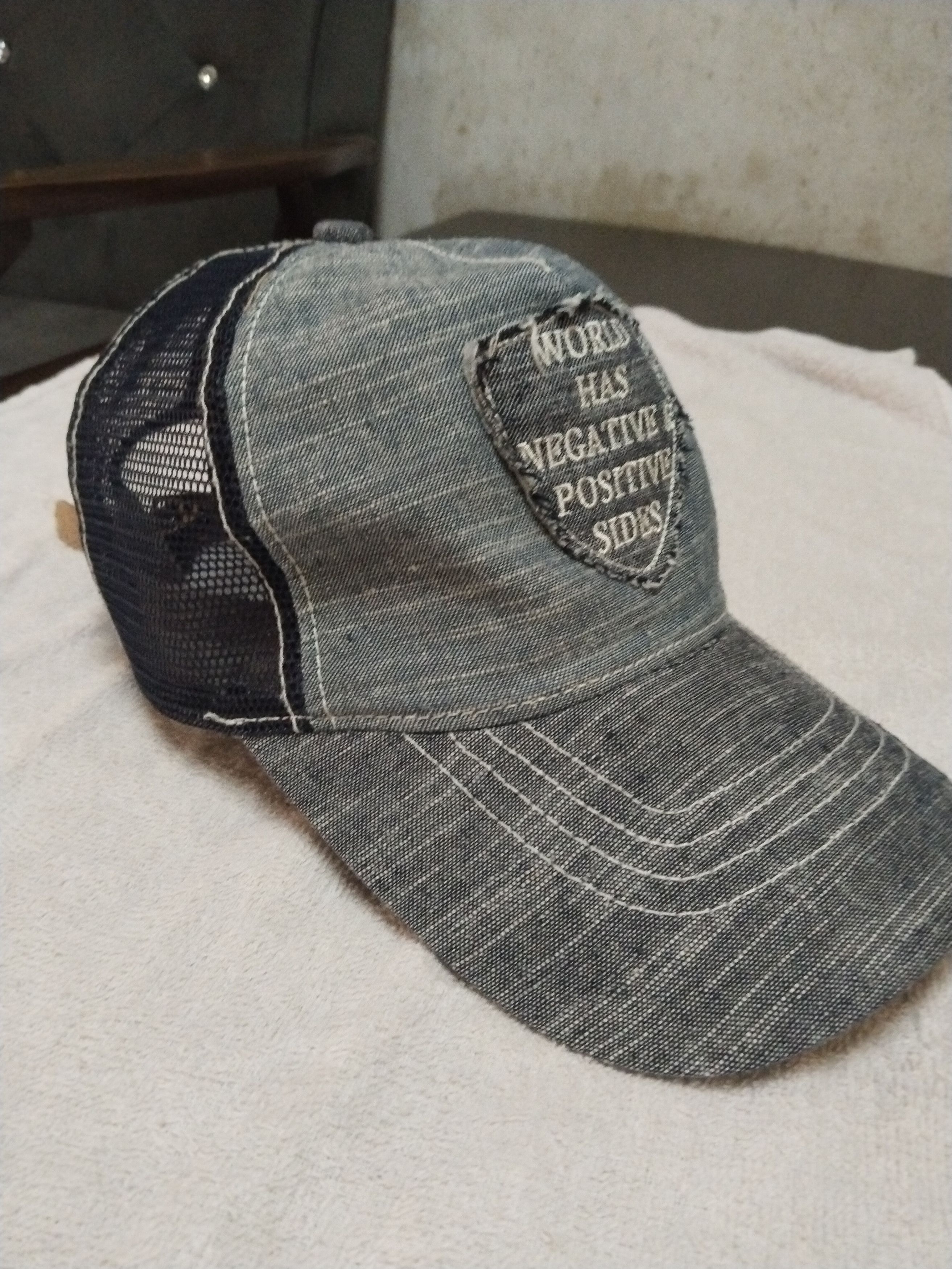 Vintage VINTAGE PATCHES WORD'S TRUCKER HAT Size ONE SIZE - 3 Thumbnail