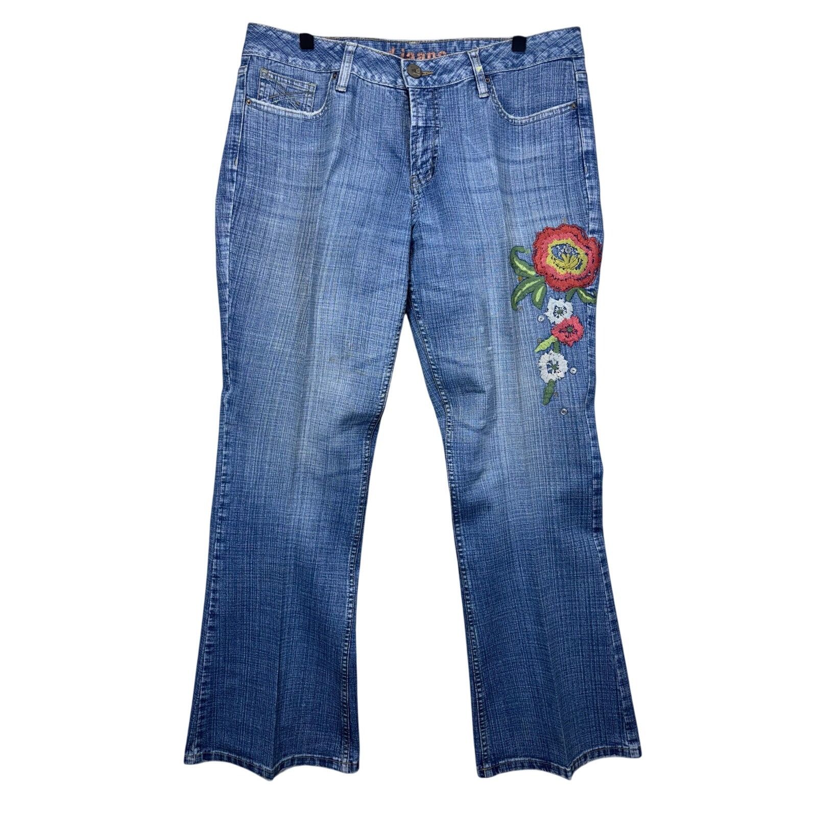 The Unbranded Brand d jeans Bootcut Jeans Blue Denim Floral Embroidered Flare Size 34" / US 12 / IT 48 - 1 Thumbnail