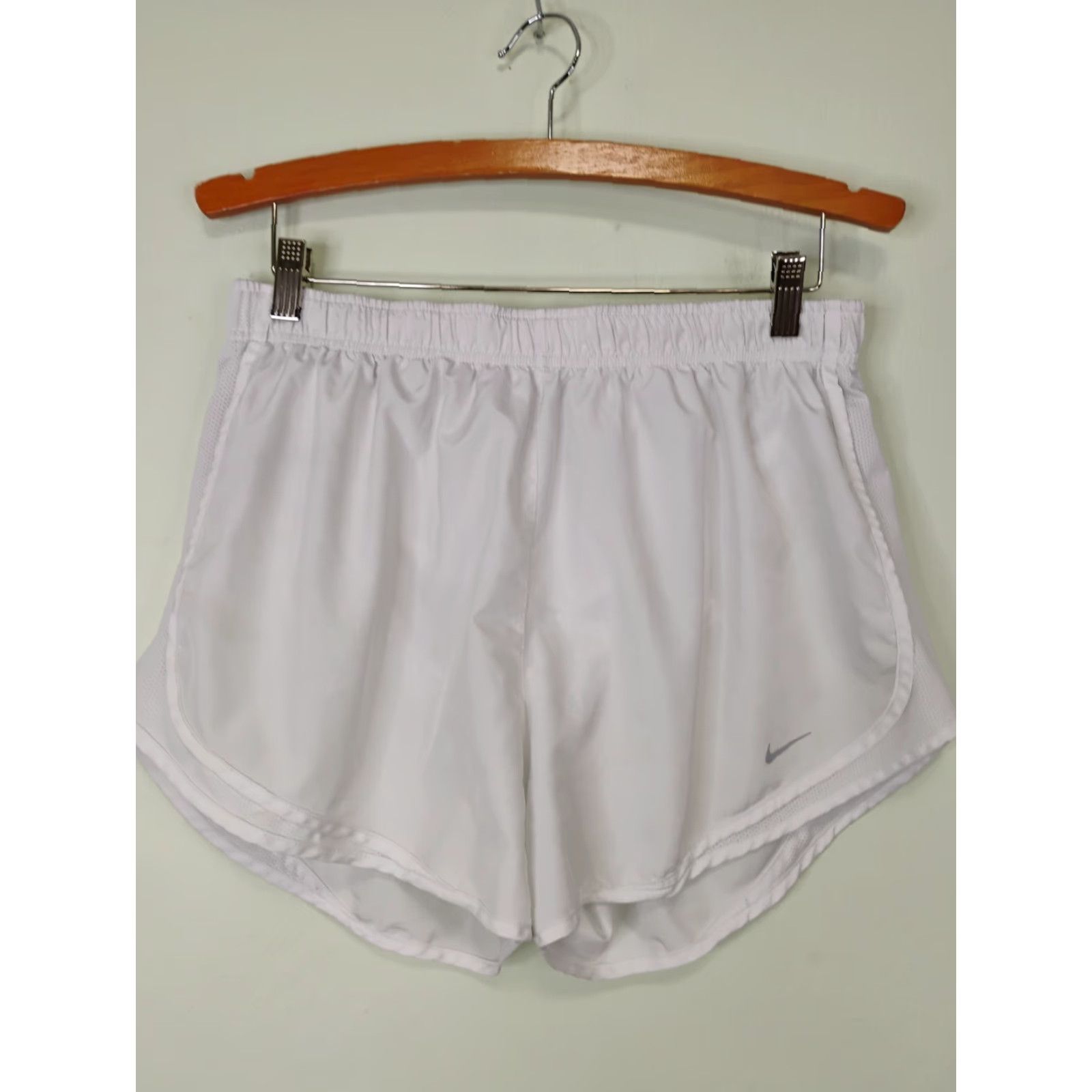 Nike Nike Dri-Fit Running Shorts Womens XL White Lined Athletic No Pockets Size 40" / US 18 - 2 Thumbnail