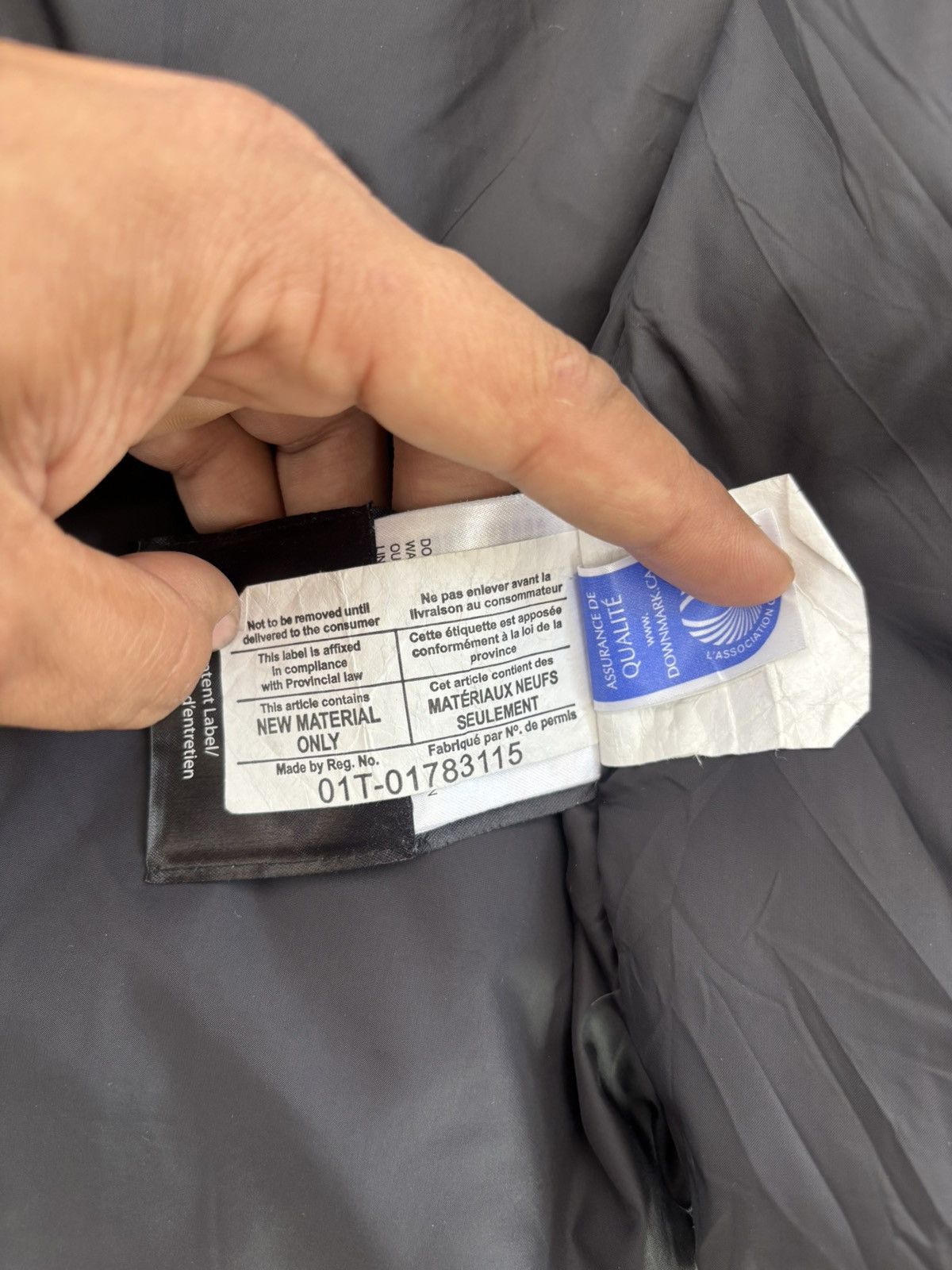 Canada Goose Canada Goose Rundle Bomber Jacket Black Made in Canada Size US L / EU 52-54 / 3 - 18 Thumbnail