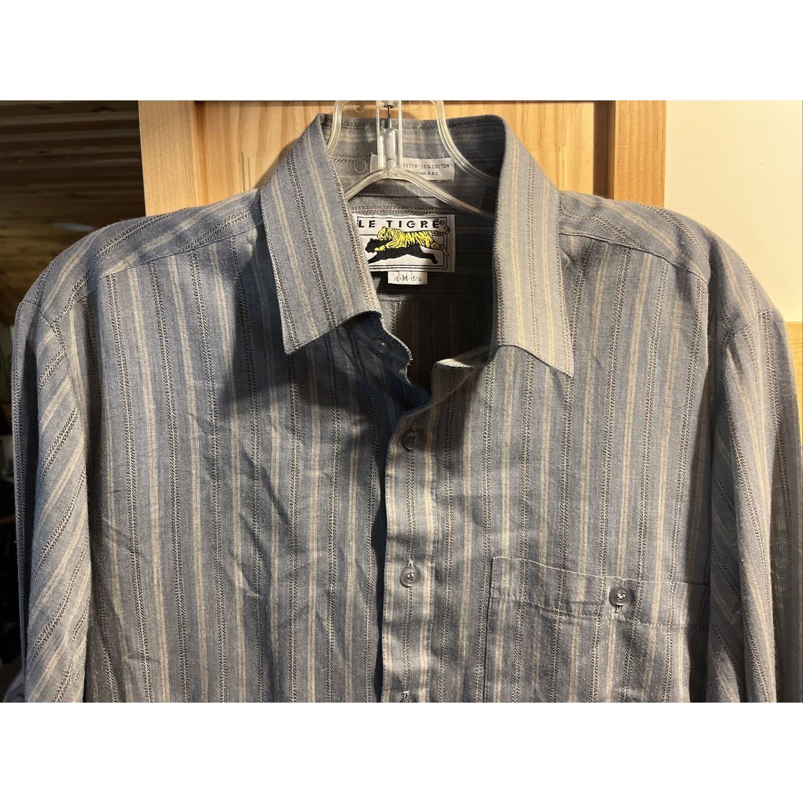 Le TIGRE Le Tigre Vintage Men’s M Gray Stripe Button Poly Blend Shirt Size US M / EU 48-50 / 2 - 7 Thumbnail