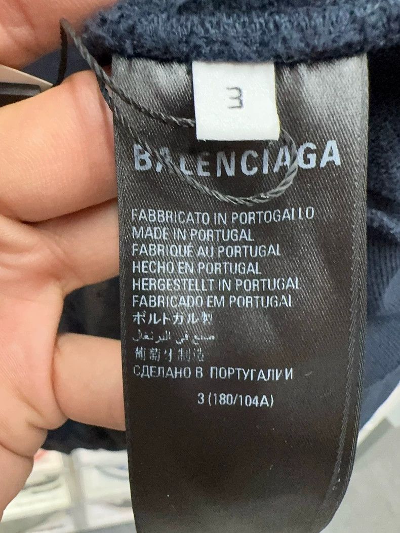Balenciaga Balenciaga Make an old coat Size US L / EU 52-54 / 3 - 5 Thumbnail