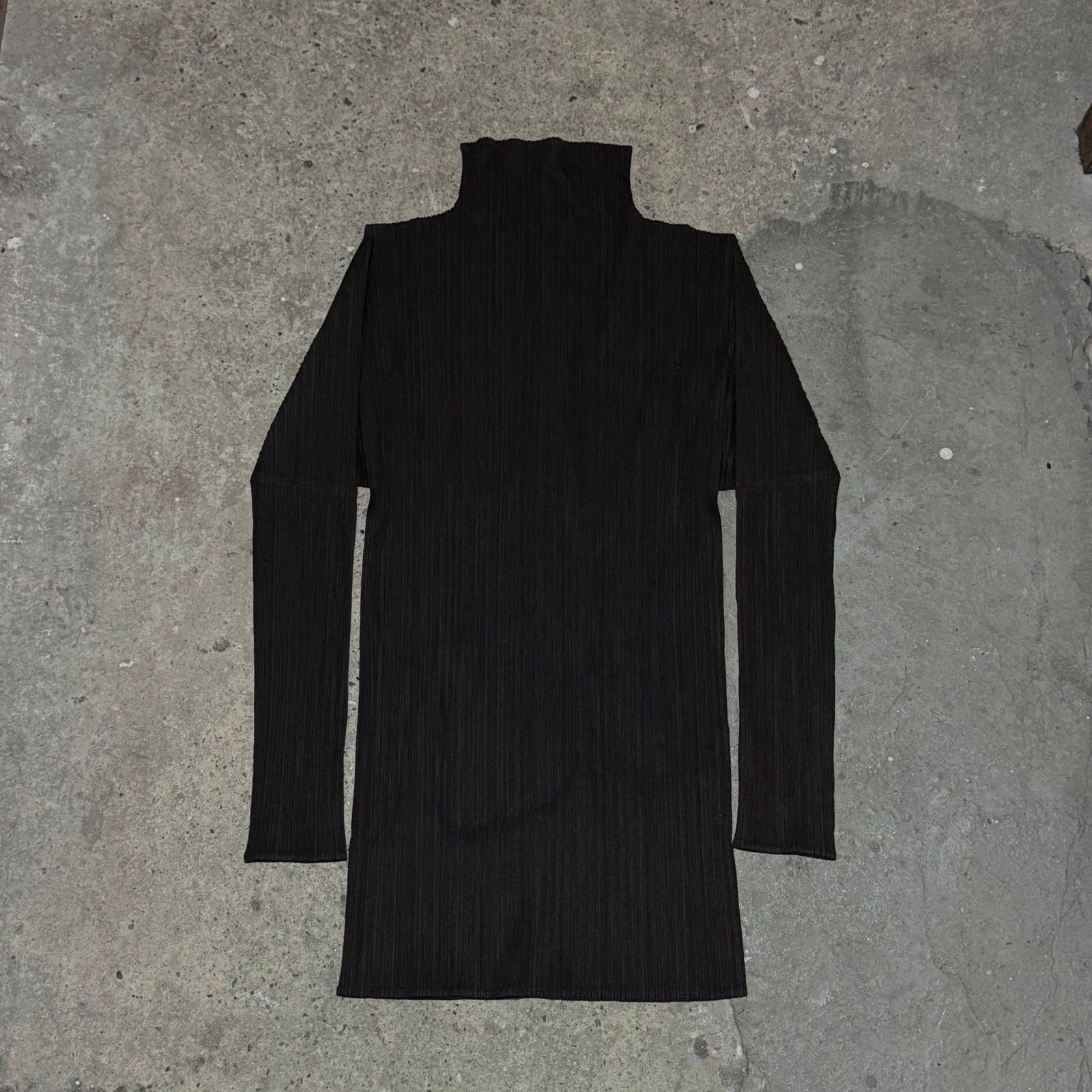 Pleats Please Issey Miyake Vintage Issey Miyake Pleats Please long sleeve Size US S / EU 44-46 / 1 - 1 Thumbnail